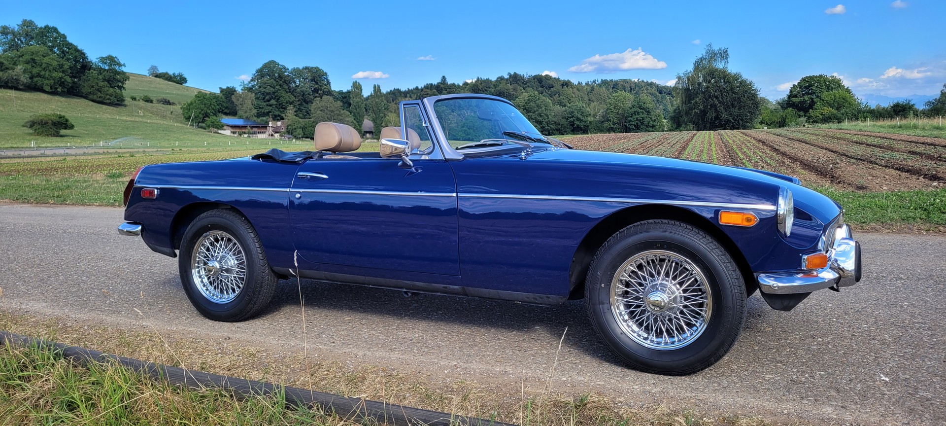 MG Cabrio-image-1