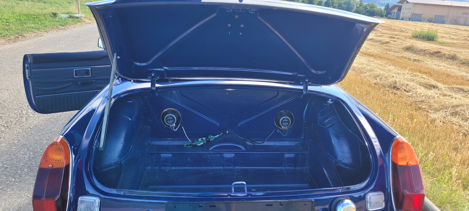 MG Cabrio-image-13