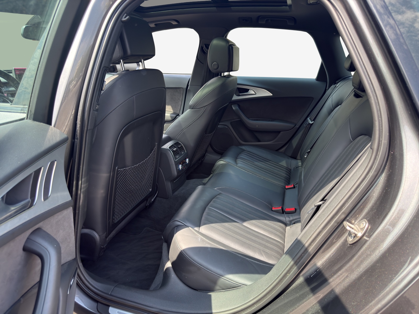 AUDI A6 Avant 3.0 TDI V6 quattro S-tronic-image-11