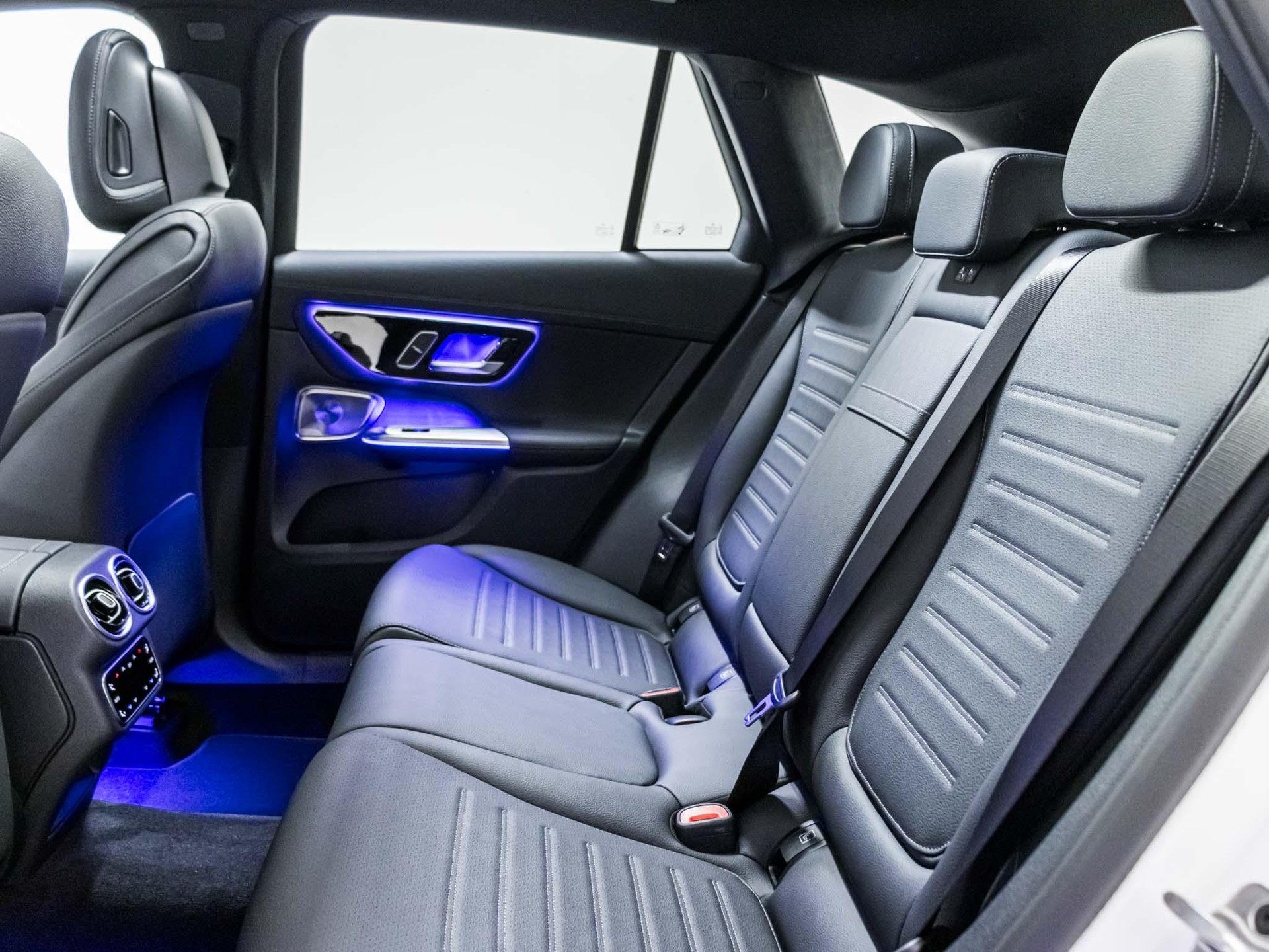 MERCEDES-BENZ GLC 300 e 4MATIC "EQ Star"-image-7