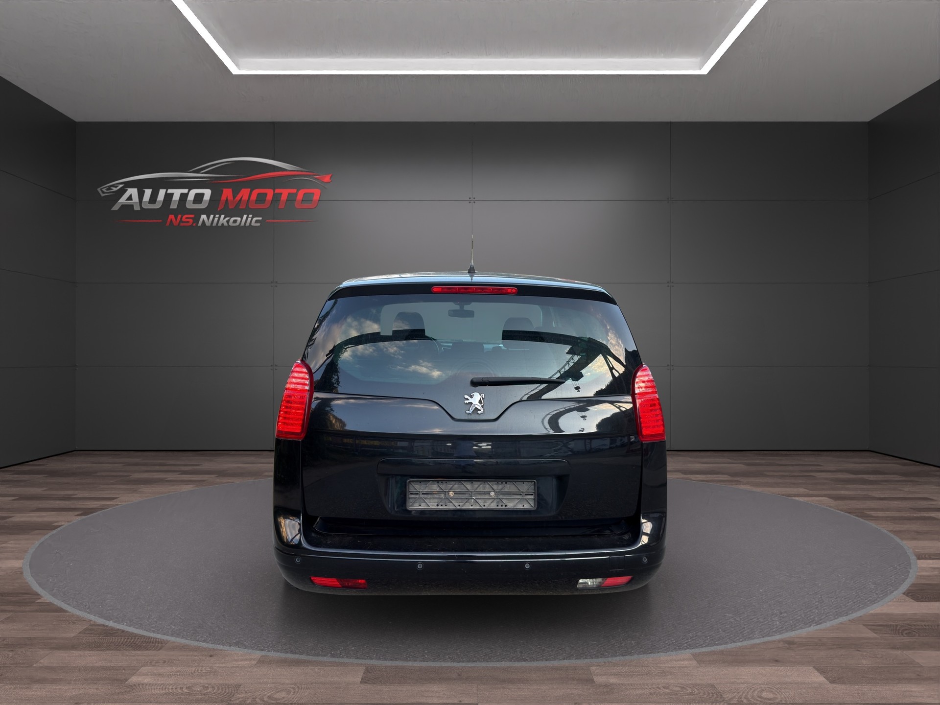 PEUGEOT 5008 2.0 HDI Sport-image-7