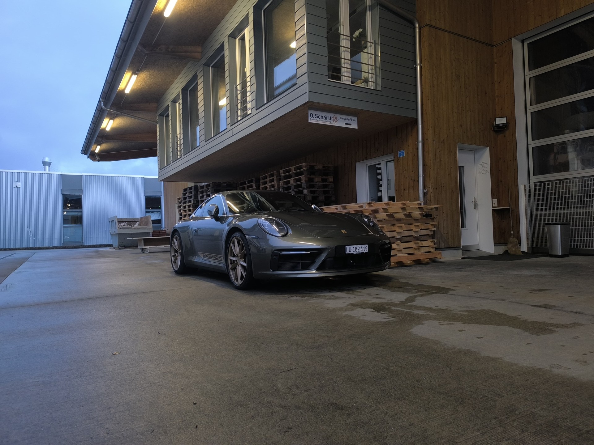 PORSCHE 3.0 Carrera 4S PDK-image-1