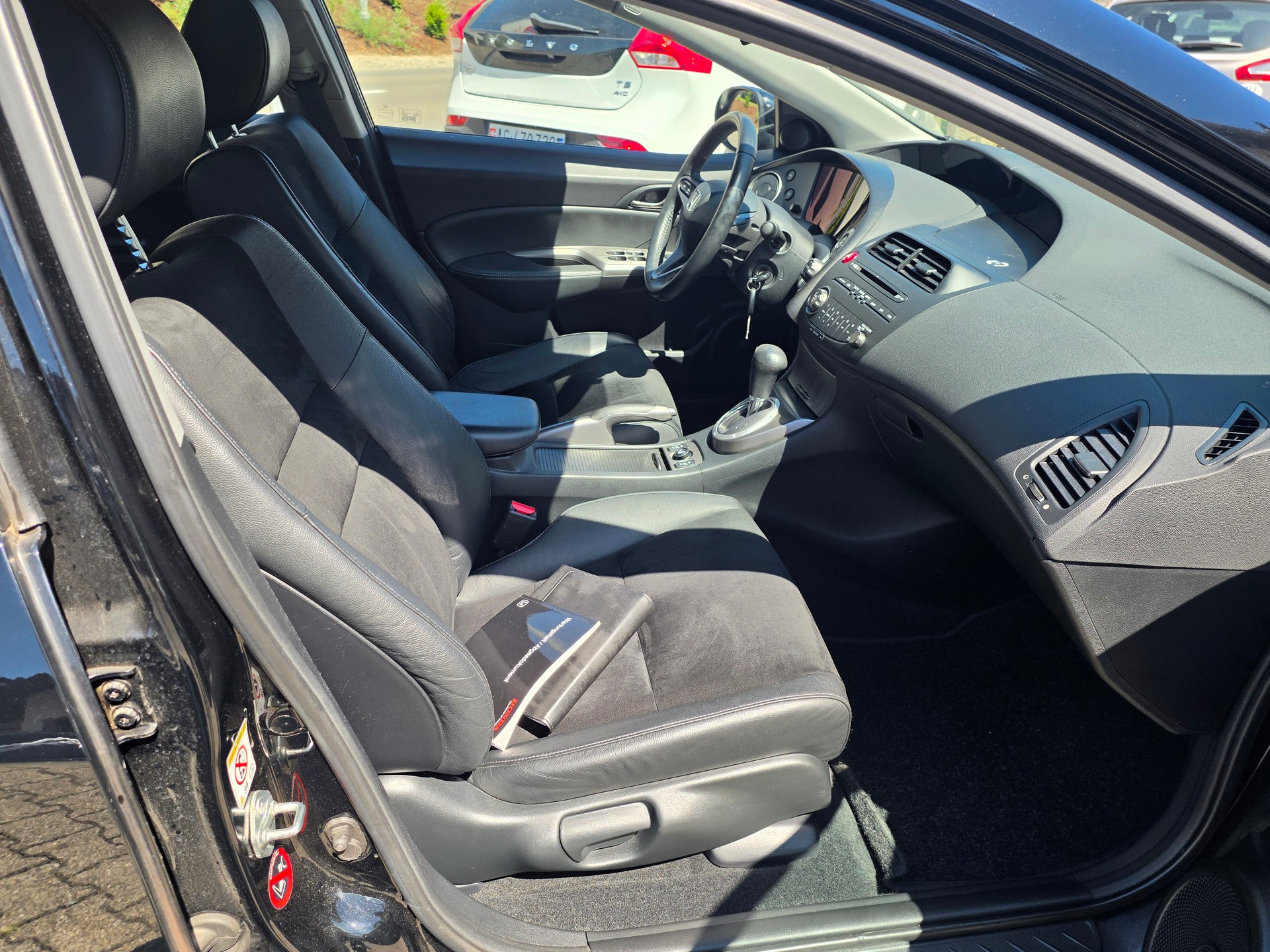 HONDA Civic 1.8i Executive Automatic-image-7
