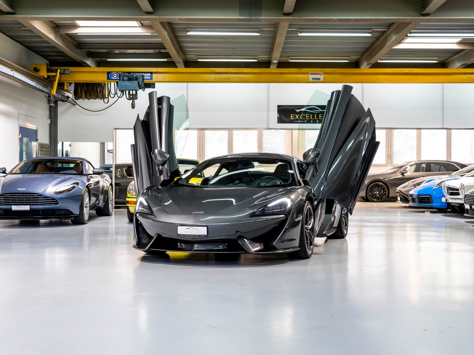 McLAREN 570S Coupé 3.8 V8 SSG-image-3