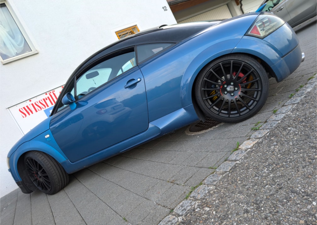 AUDI 1.8 20V Tbo 225 quattro-image-0