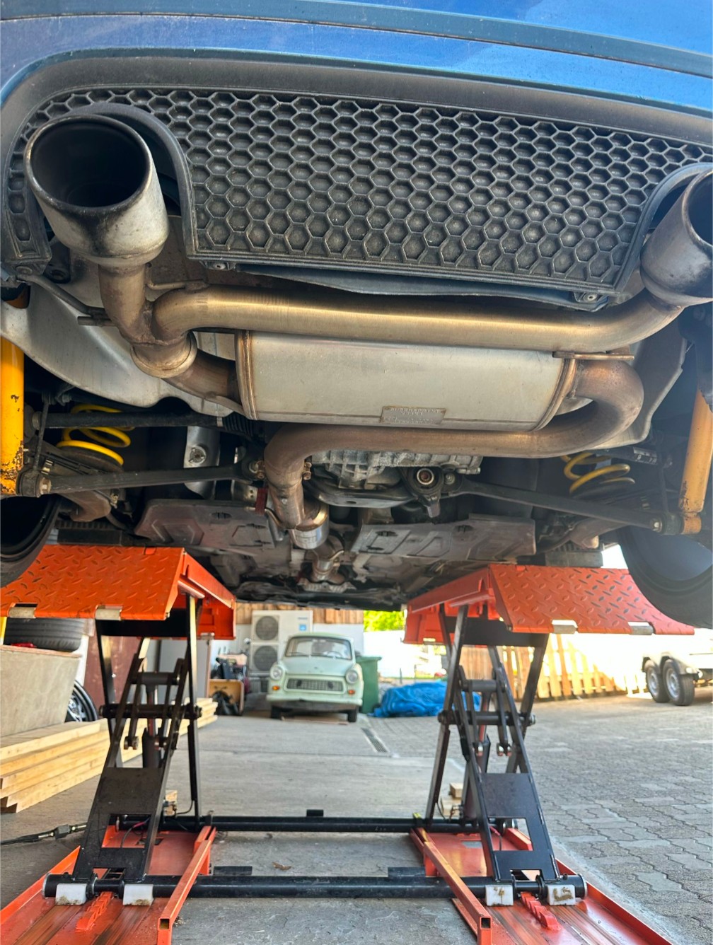 AUDI 1.8 20V Tbo 225 quattro-image-2