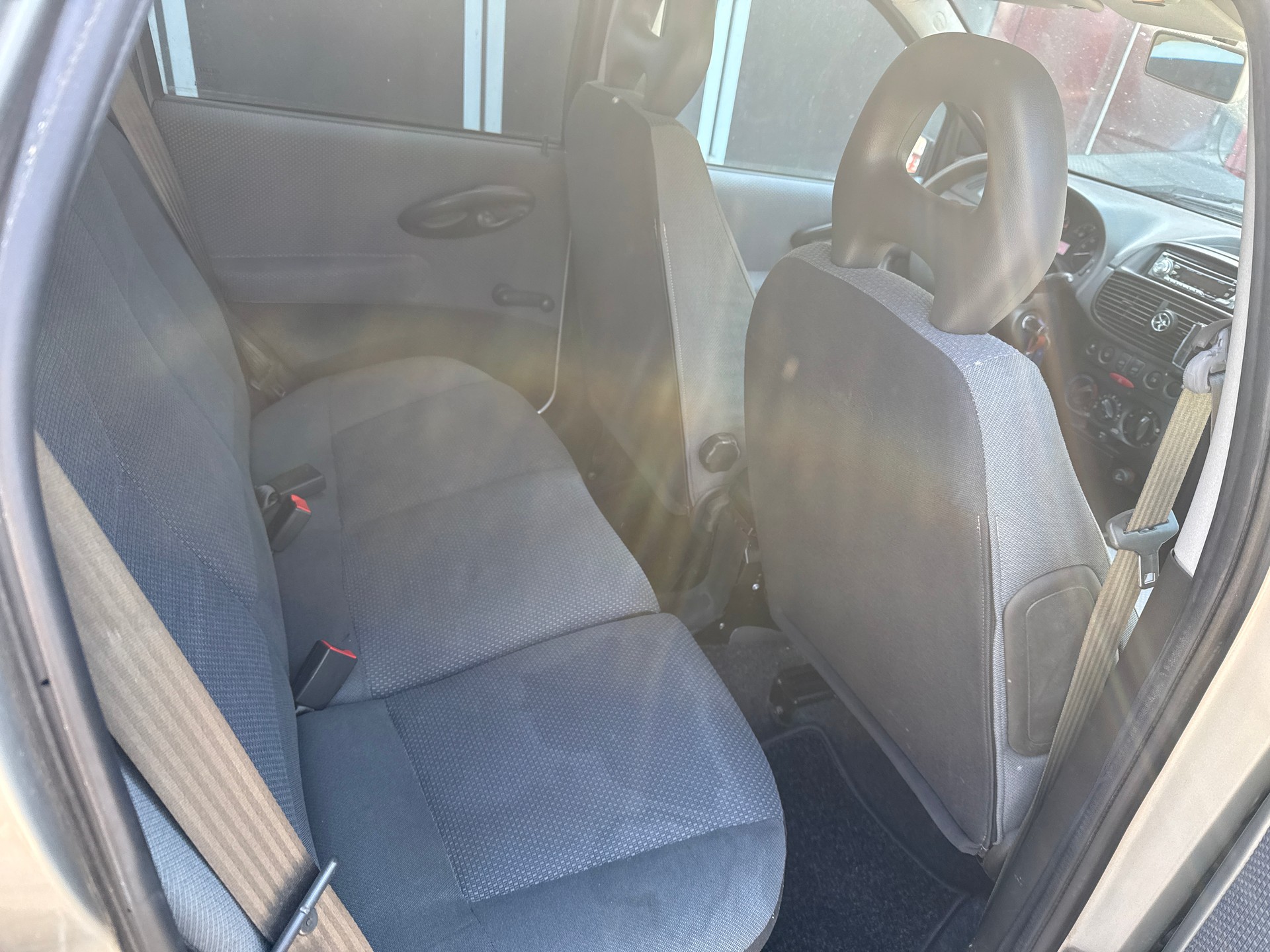 FIAT Punto 1.2 16V Active-image-11