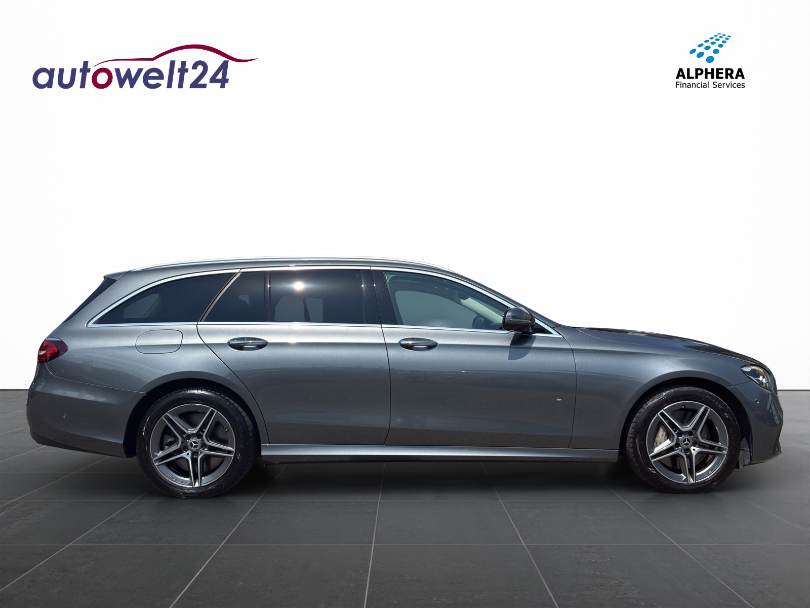 MERCEDES-BENZ E 300 de T 4Matic AMG Line 9G-Tronic-image-3