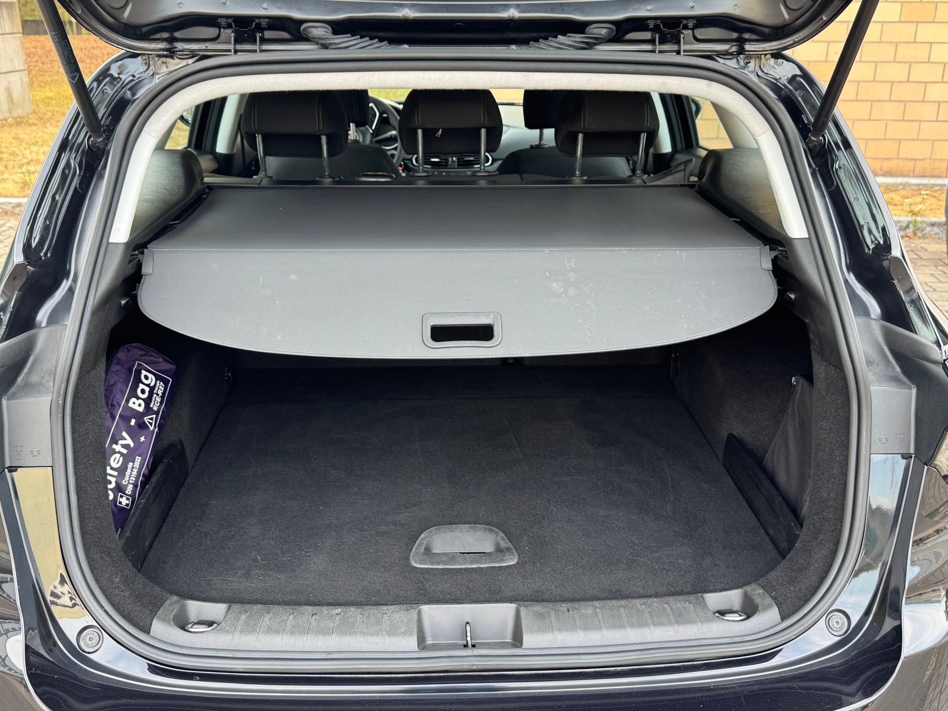 FIAT Tipo 1.5 Hybrid Station Wagon Cult-image-13