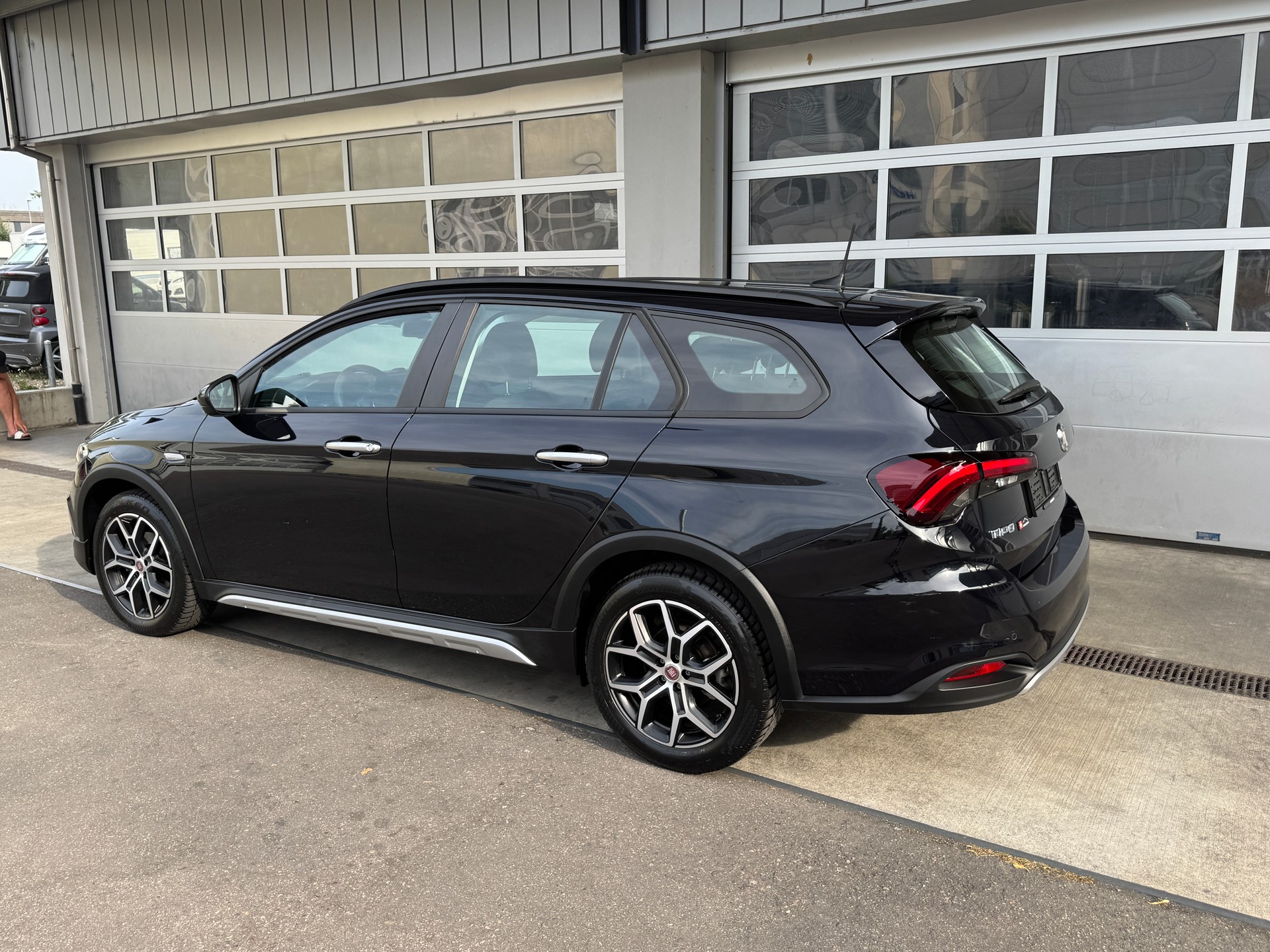 FIAT Tipo 1.5 Hybrid Station Wagon Cult-image-5