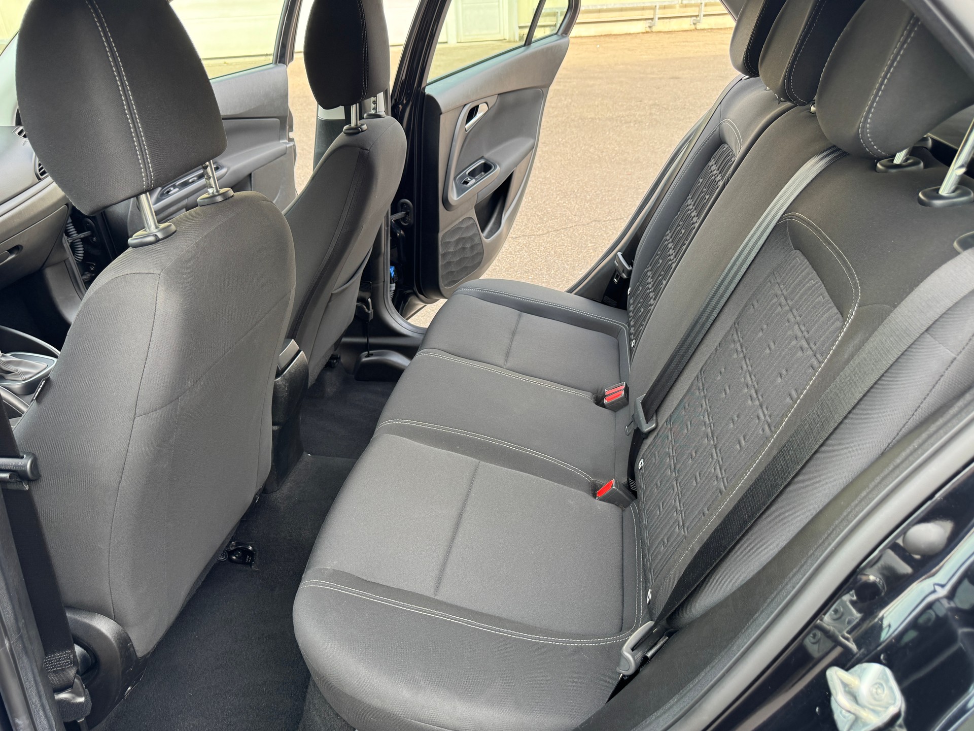 FIAT Tipo 1.5 Hybrid Station Wagon Cult-image-9