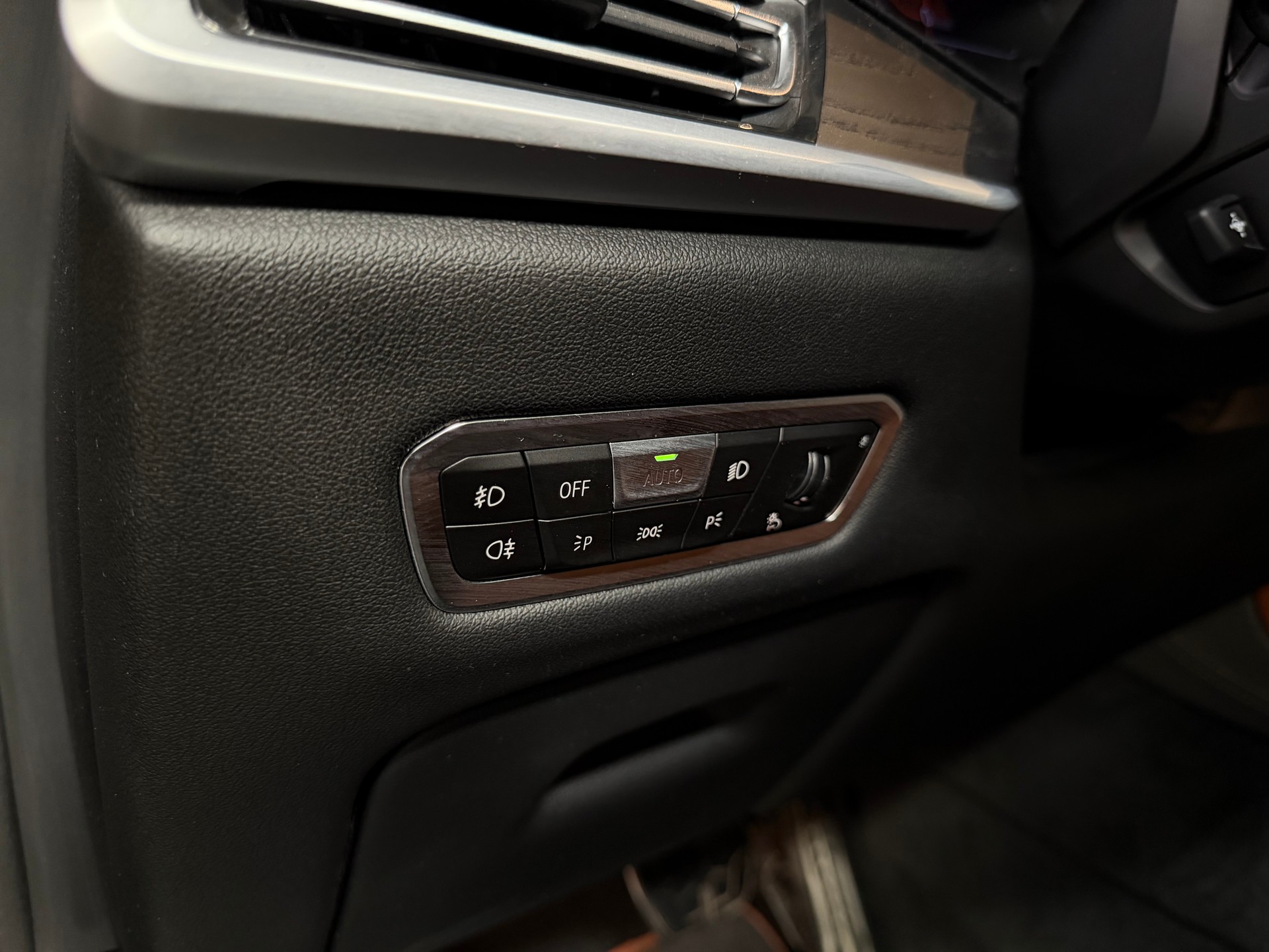BMW X7 xDrive 30d Steptronic-image-22