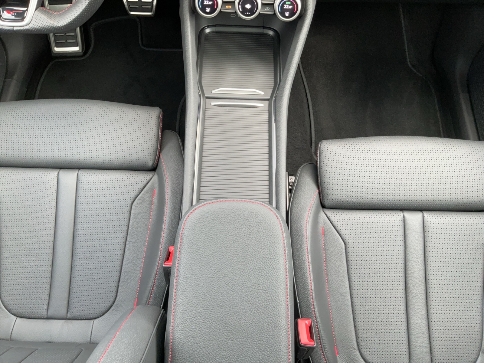 SKODA Kodiaq 2.0 TSI RS 4x4-image-10