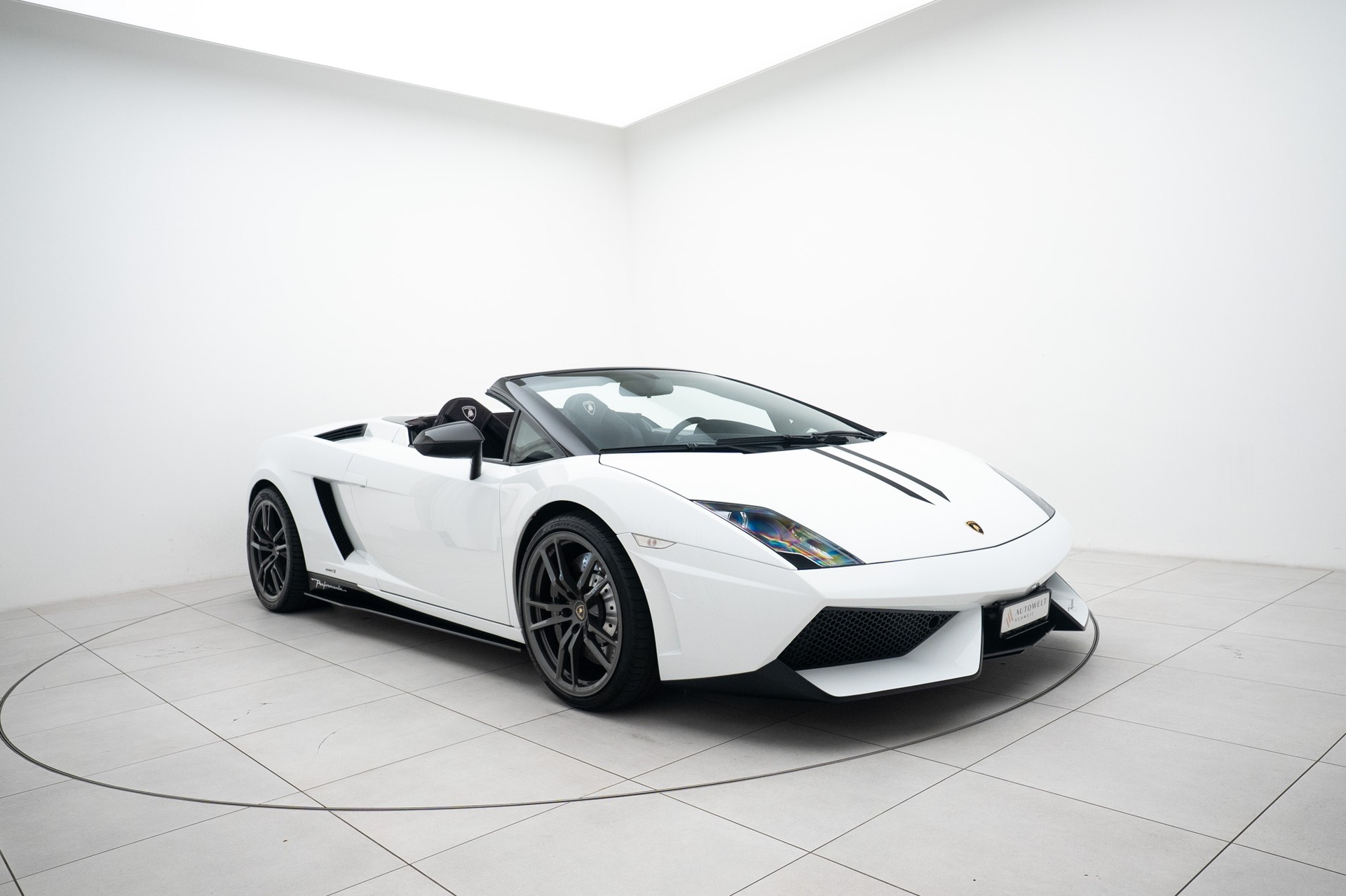 LAMBORGHINI Gallardo LP570-4 Spyder Performante E-Gear