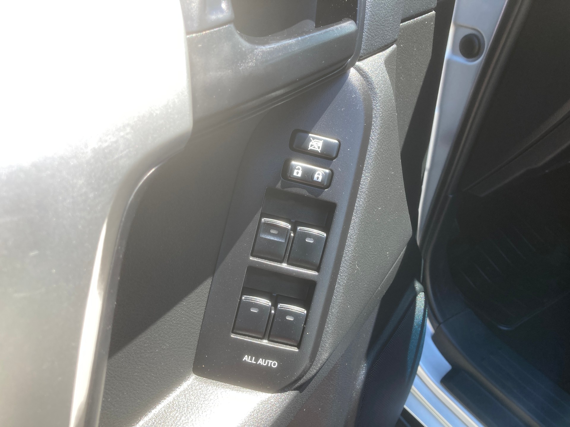 TOYOTA Land Cruiser 2.8TD Comfort Automat 3.5t Rockinger-image-11