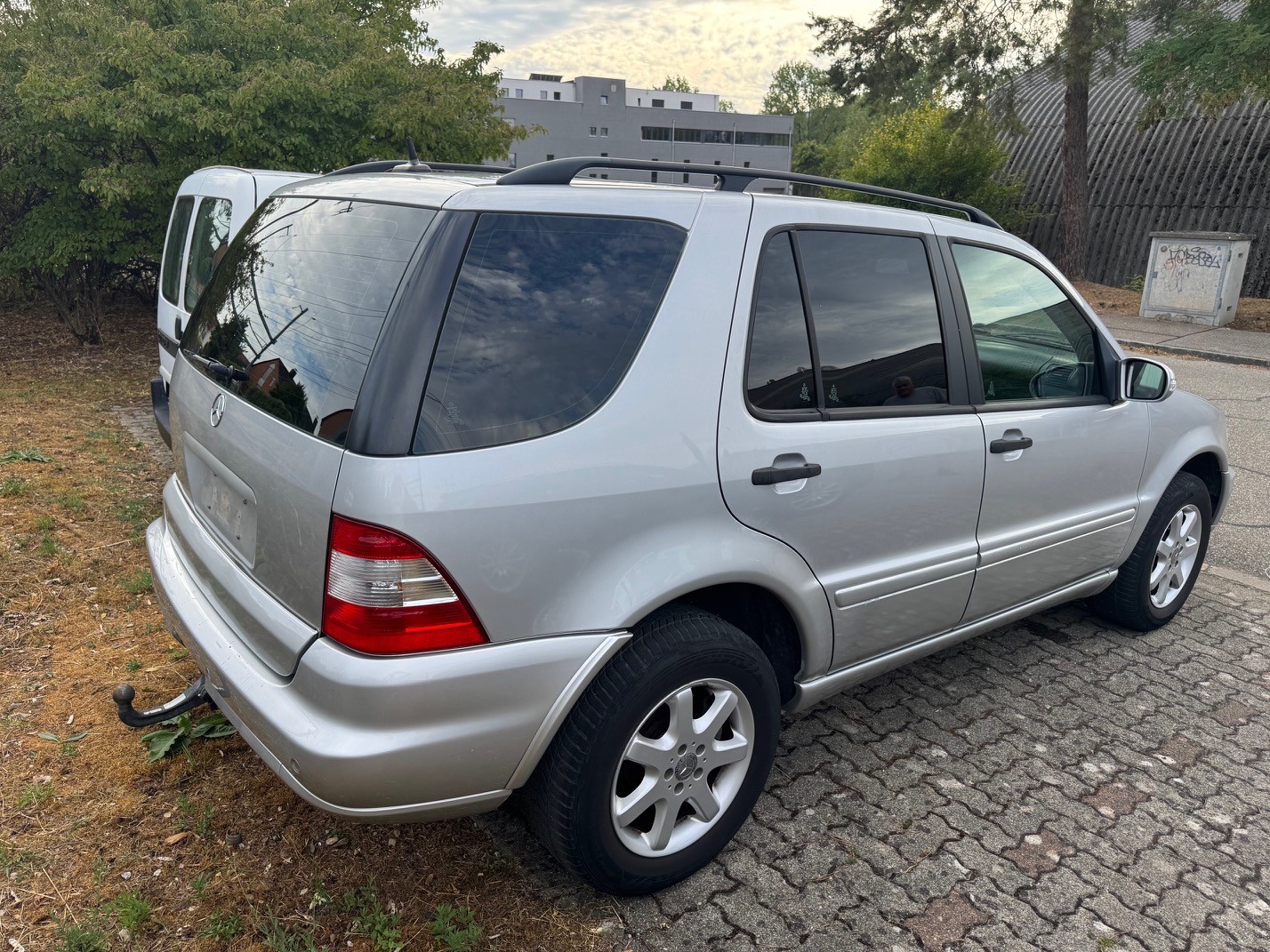 MERCEDES-BENZ ML 270 CDI-image-2