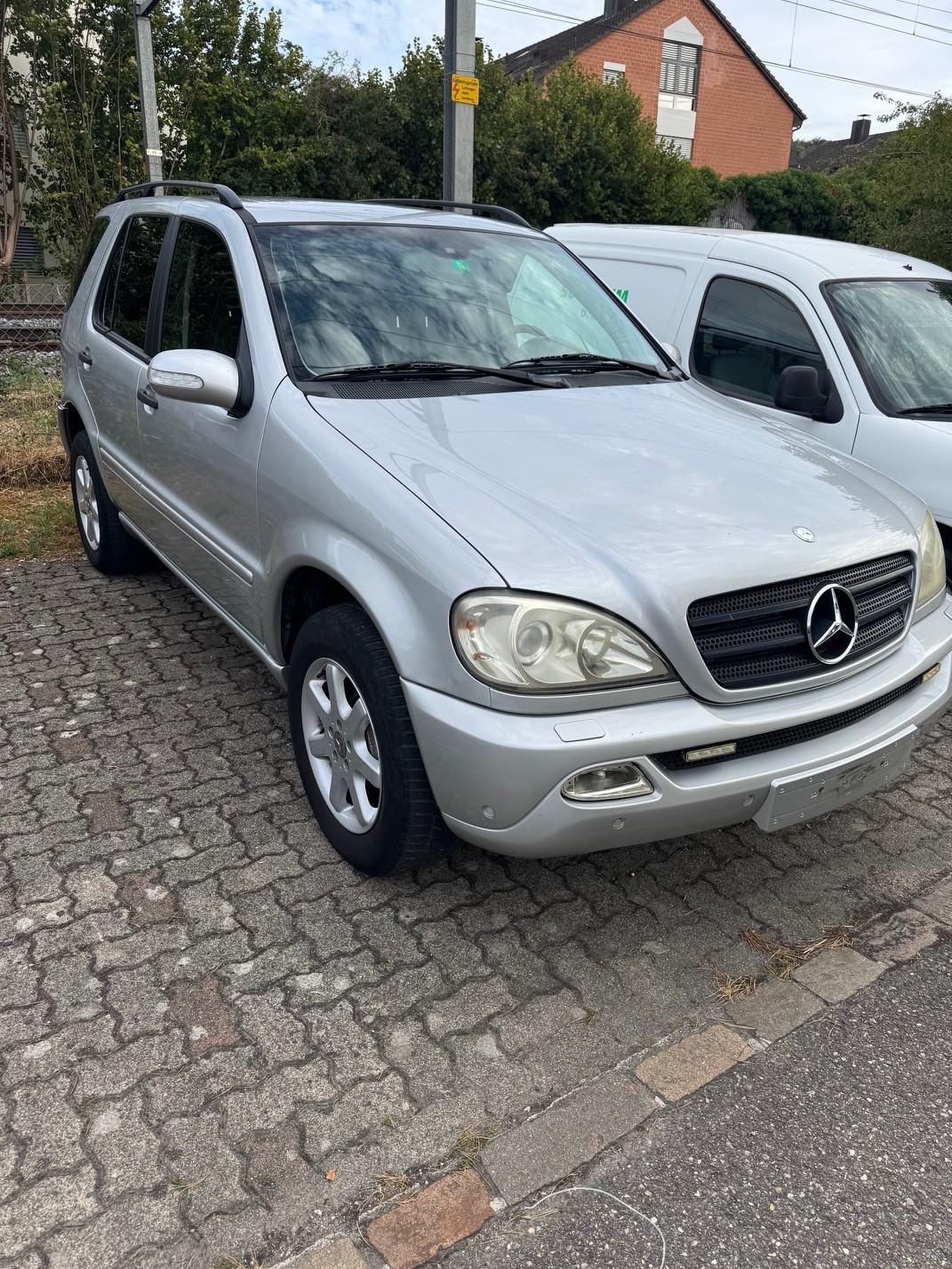 MERCEDES-BENZ ML 270 CDI-image-1