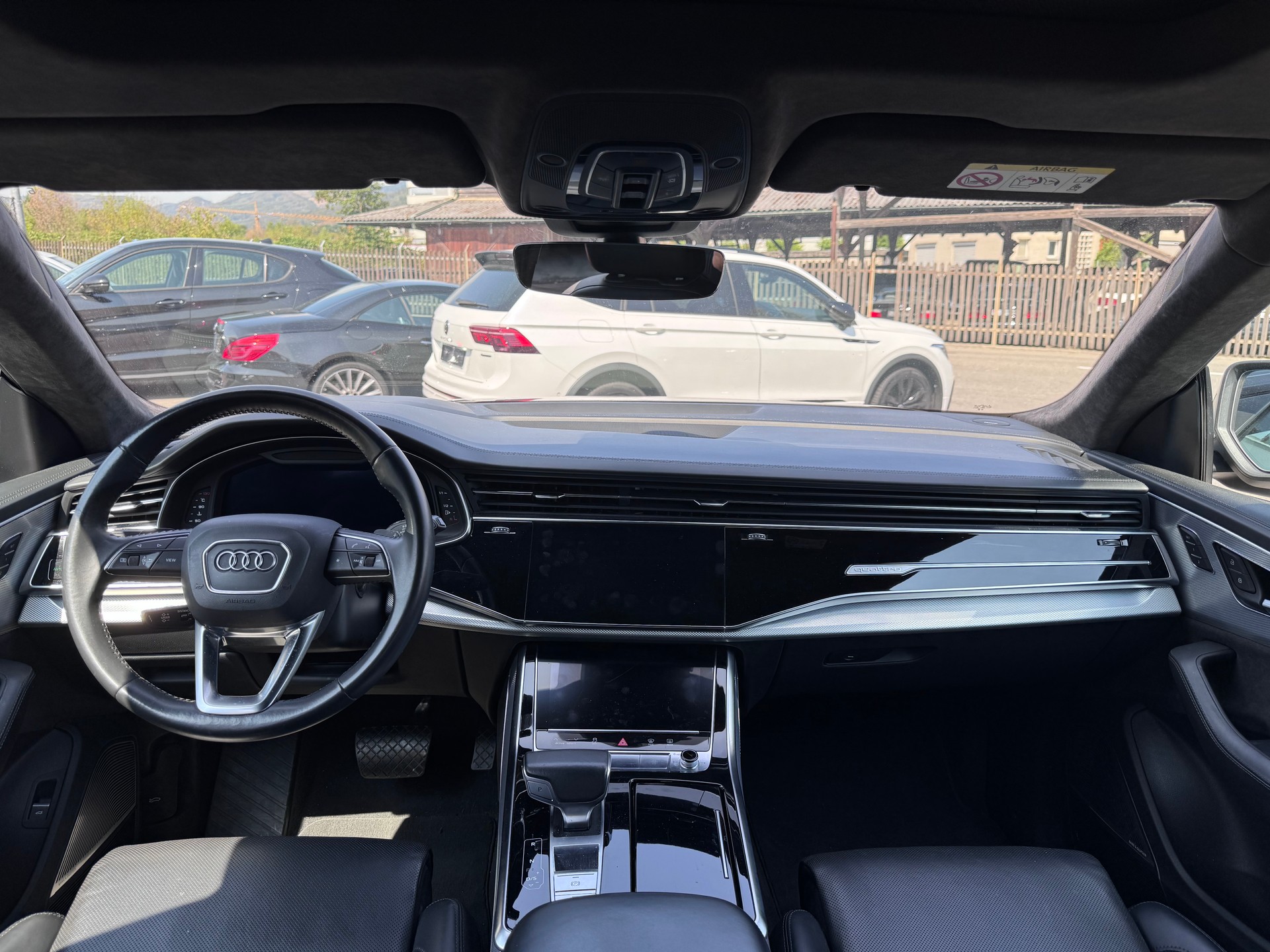 AUDI Q8 55 TFSI quattro tiptronic-image-9