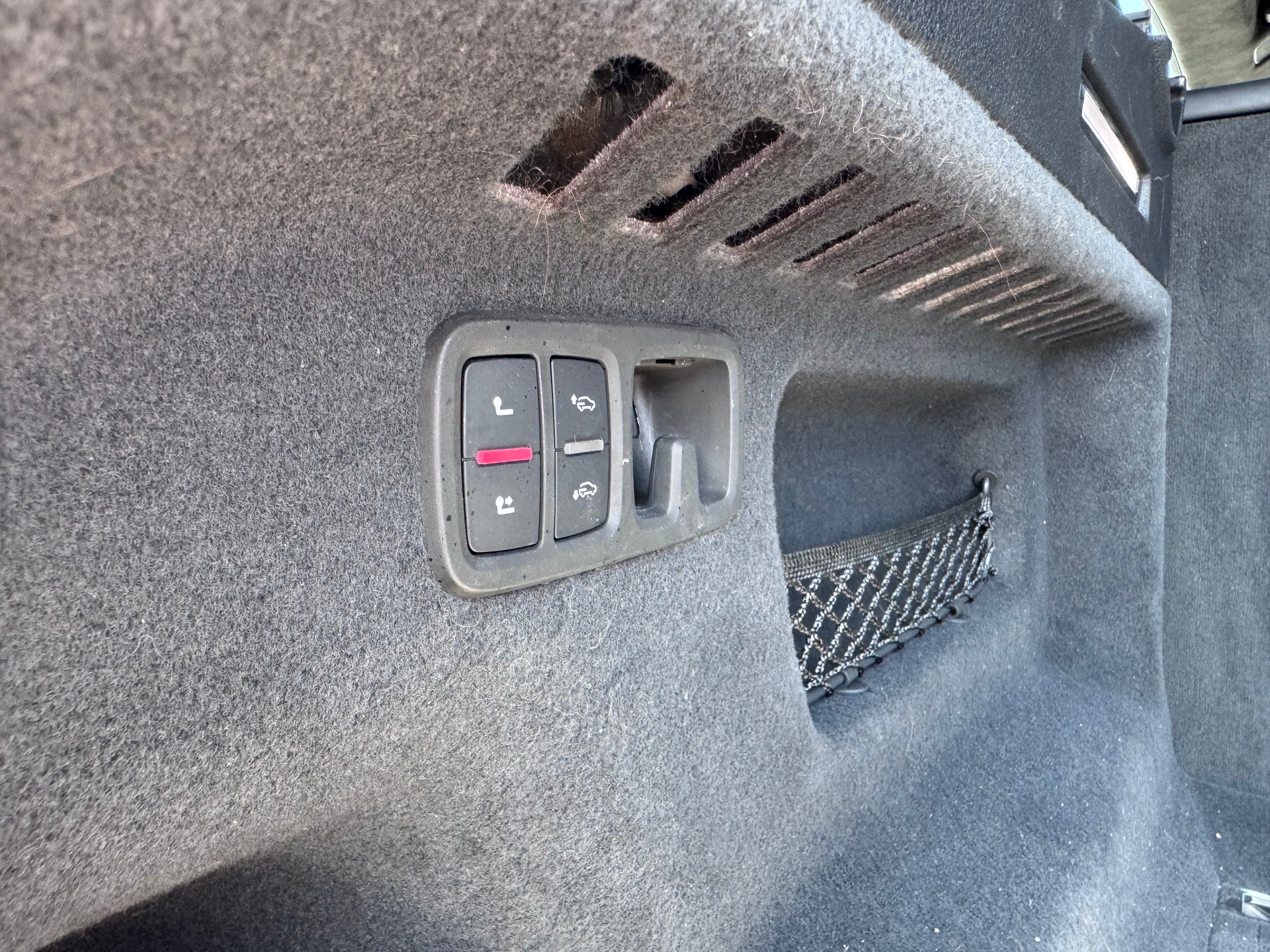 AUDI Q8 55 TFSI quattro tiptronic-image-13