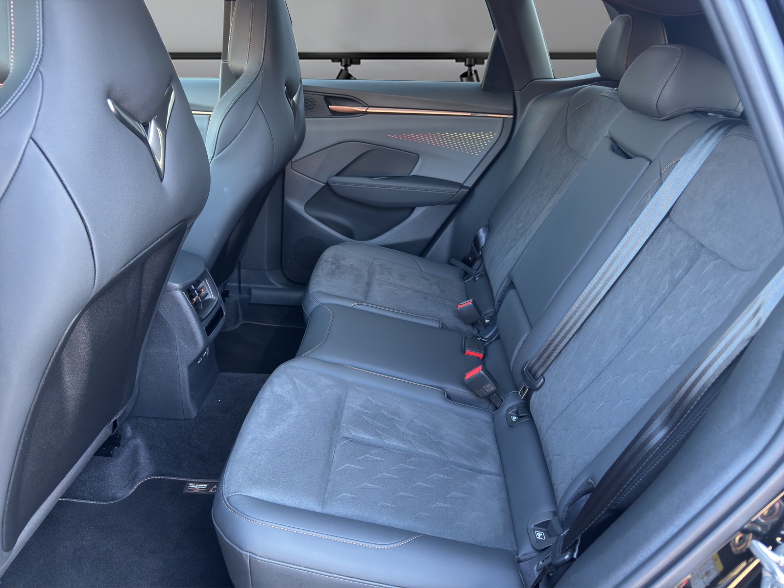 CUPRA Terramar 2.0 TSI DSG 4Drive VZ-image-10