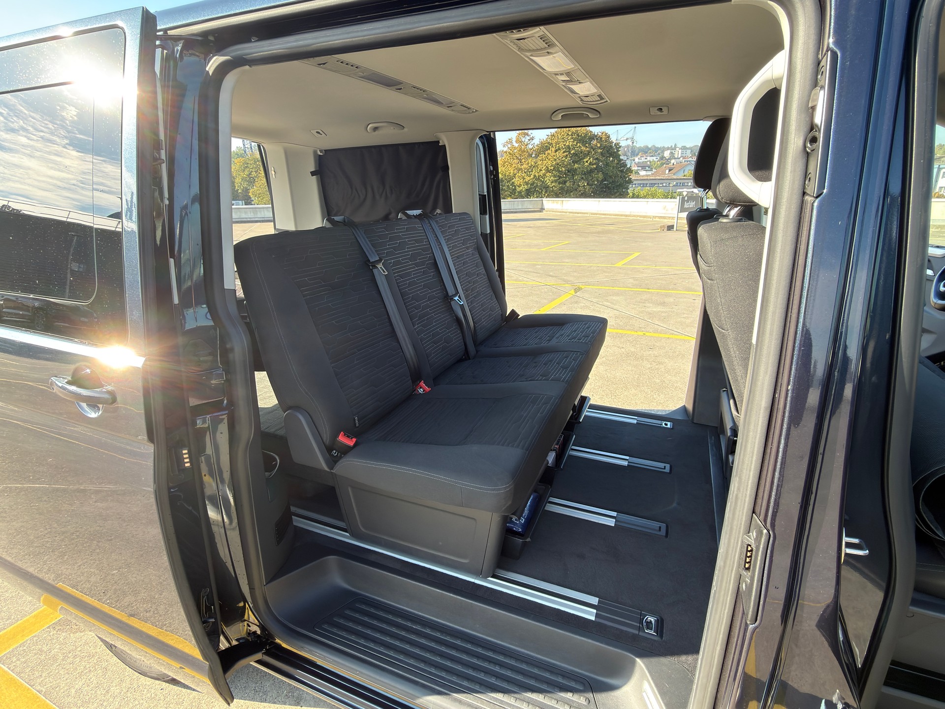 VW VW T6.1 Multivan 2.0 TDI 150 Comfortline DSG * Schiebetüre links und rechts * MFK * Quality 1-image-12