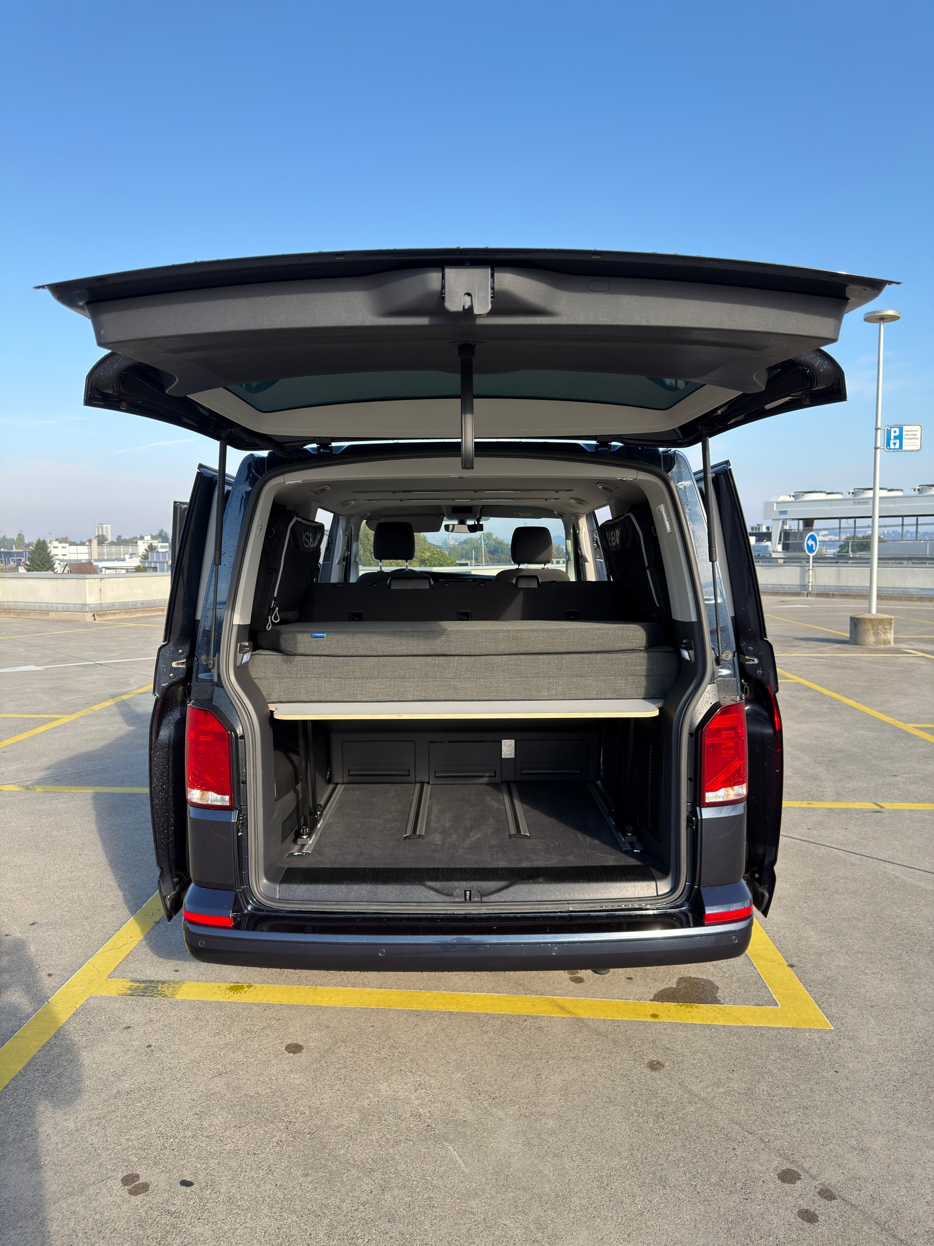 VW VW T6.1 Multivan 2.0 TDI 150 Comfortline DSG * Schiebetüre links und rechts * MFK * Quality 1-image-6