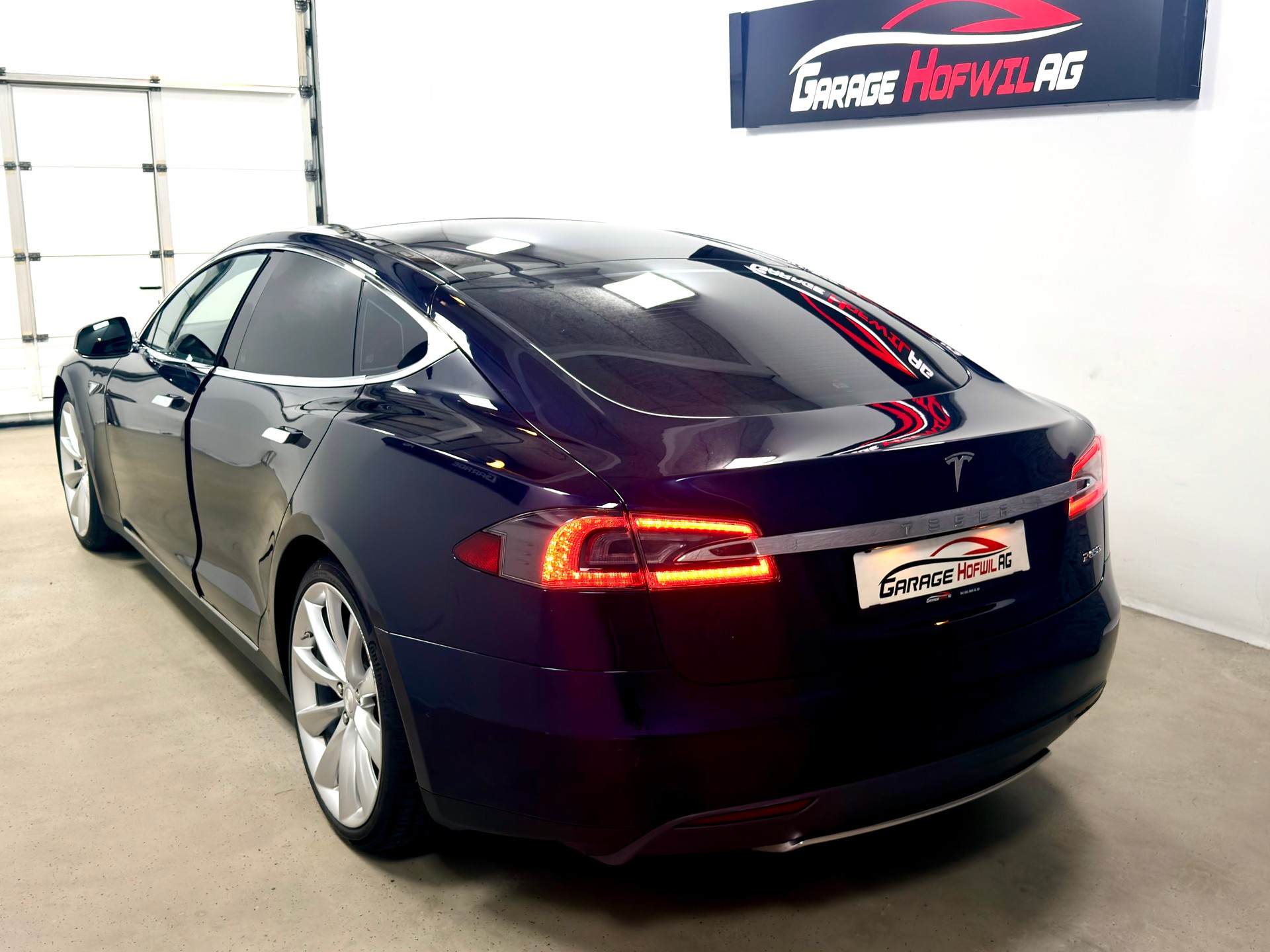 TESLA Model S 85 D Performance FREE SUPERCHARGER-image-2