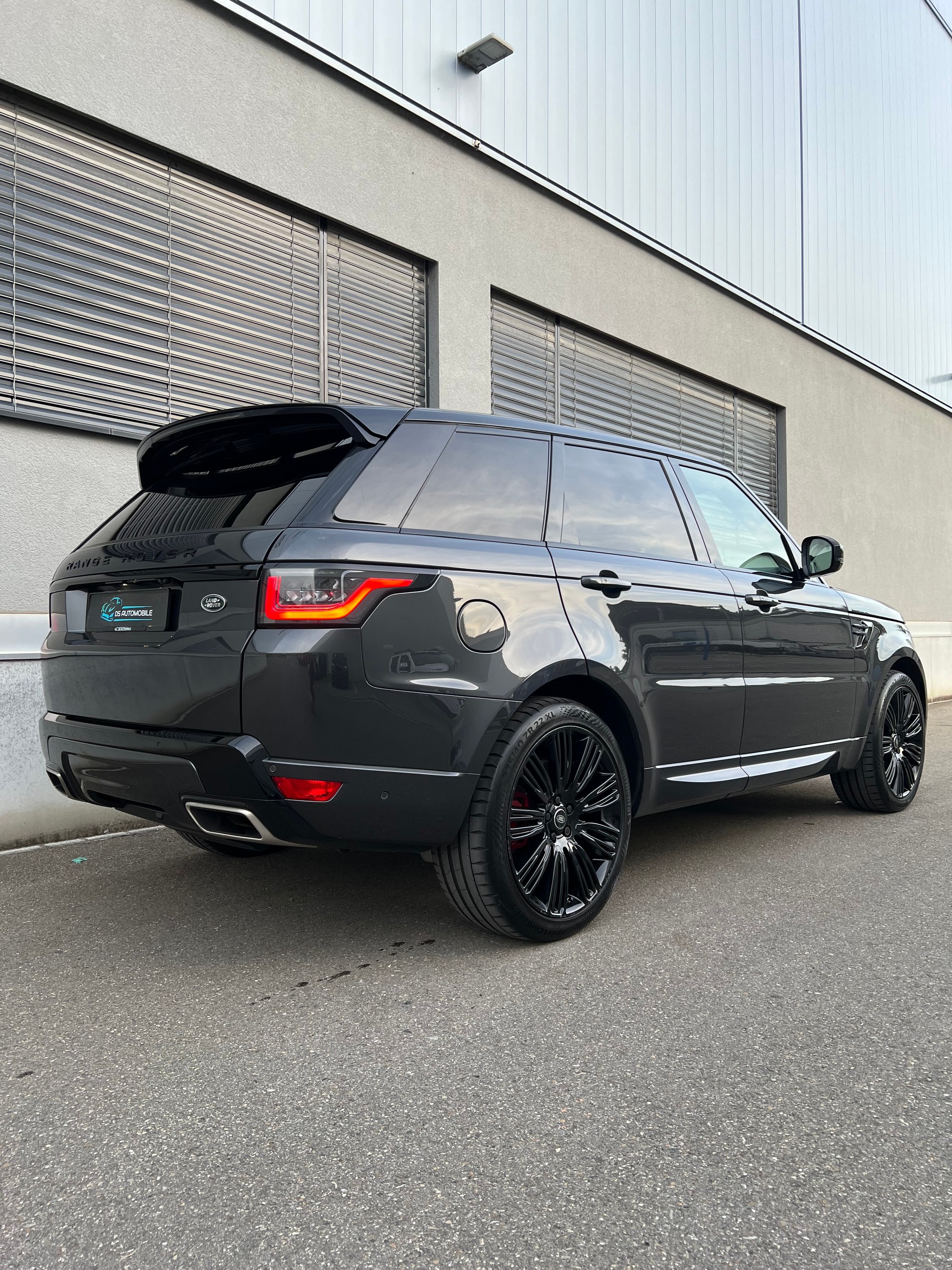 LAND ROVER Range Rover Sport 5.0 V8 S/C HSE Dynamic Automatic-image-4