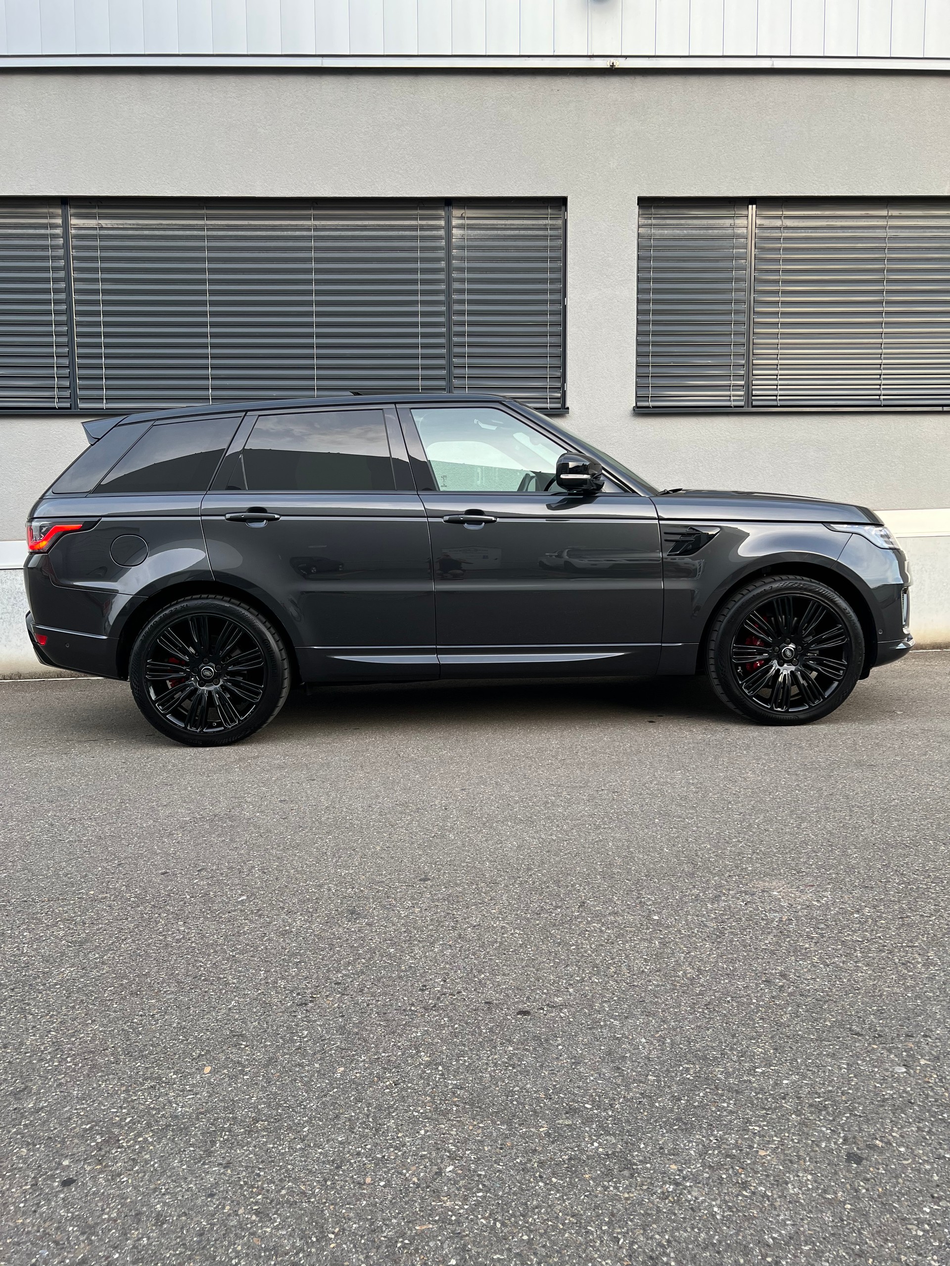 LAND ROVER Range Rover Sport 5.0 V8 S/C HSE Dynamic Automatic-image-5