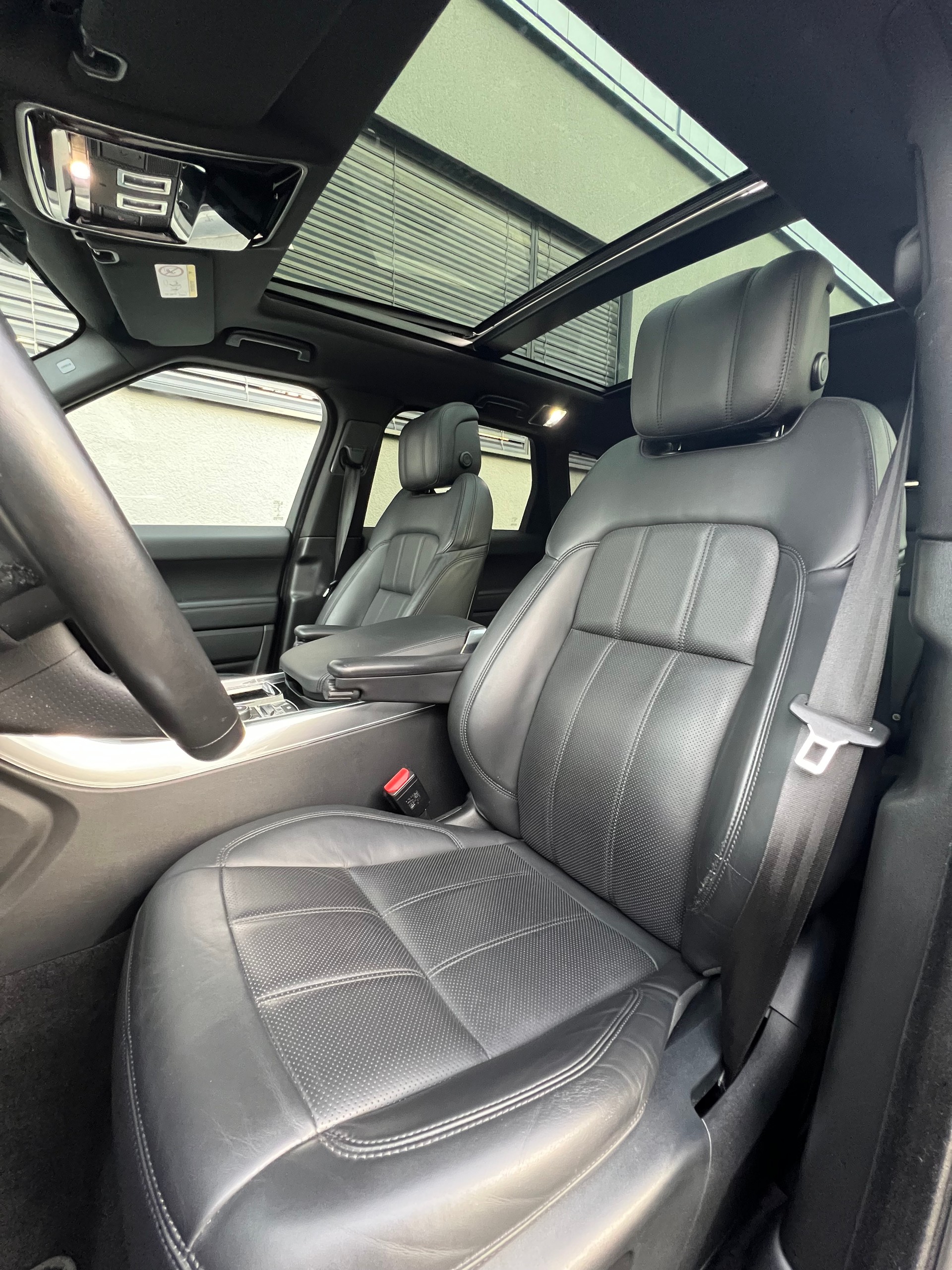 LAND ROVER Range Rover Sport 5.0 V8 S/C HSE Dynamic Automatic-image-10