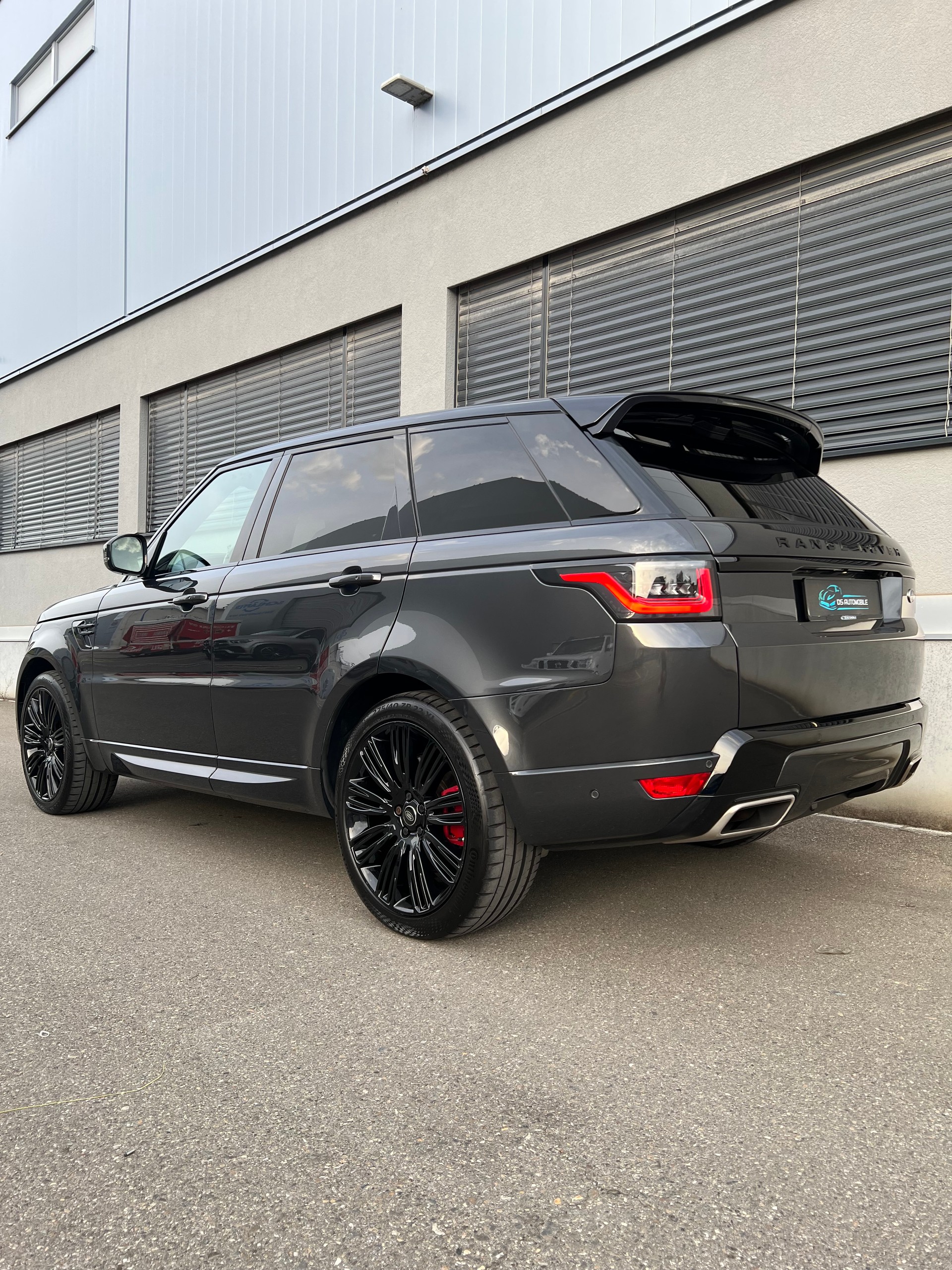 LAND ROVER Range Rover Sport 5.0 V8 S/C HSE Dynamic Automatic-image-2