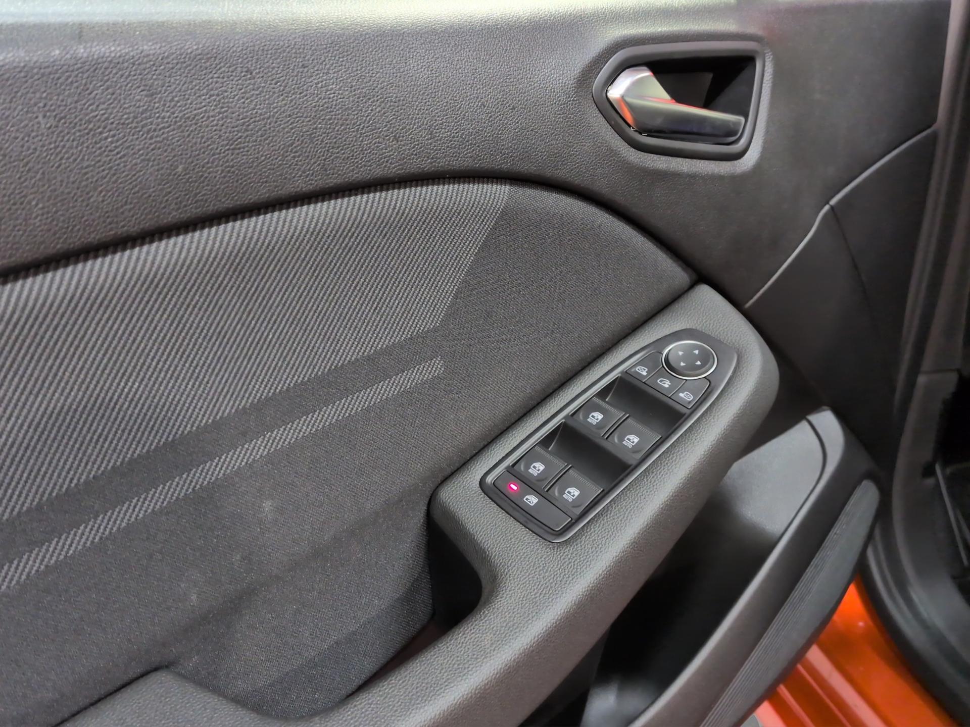 RENAULT Clio 1.6 E-Tech Esprit Alpine-image-19