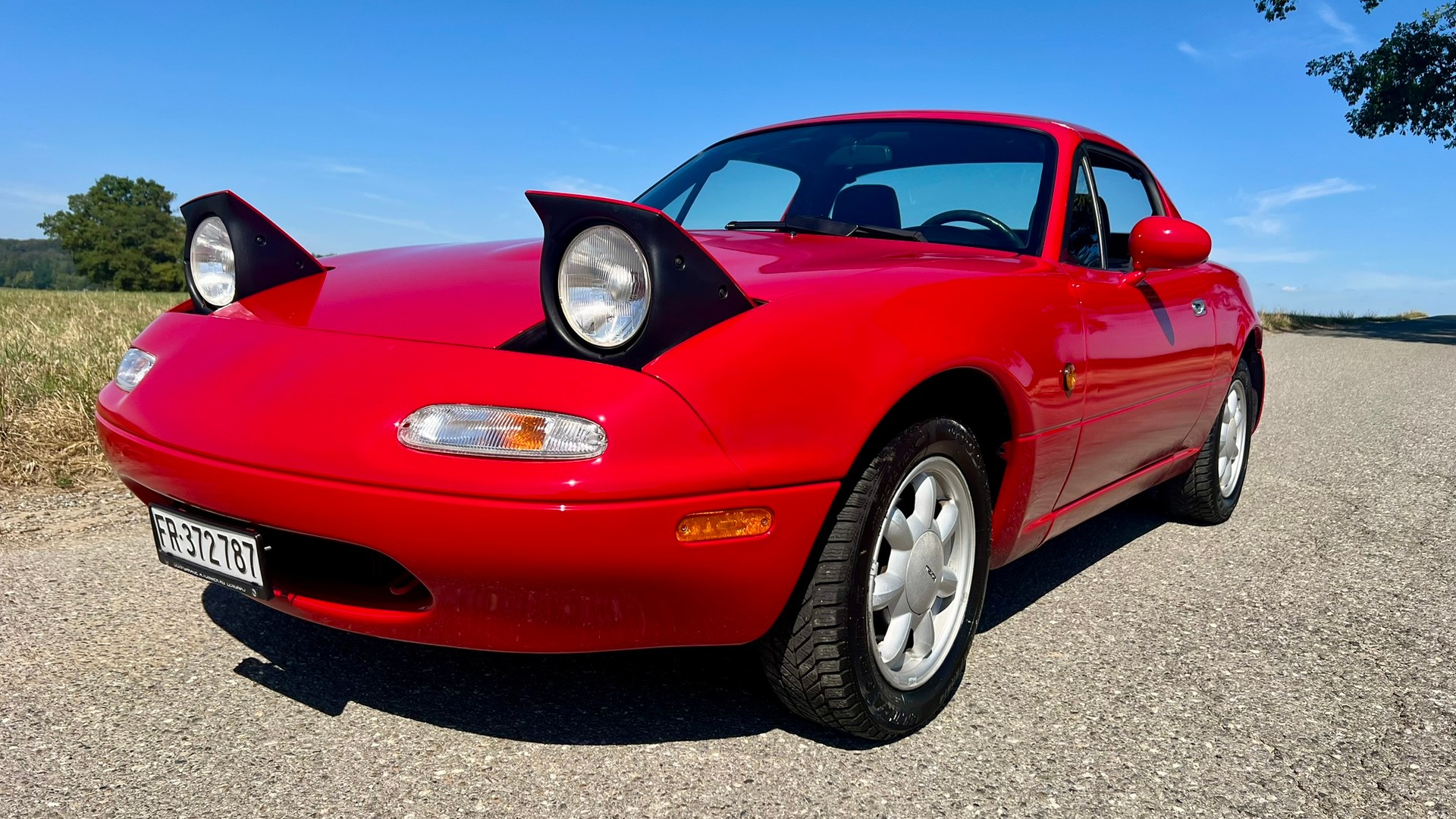 MAZDA MX-5 1.6i-image-0