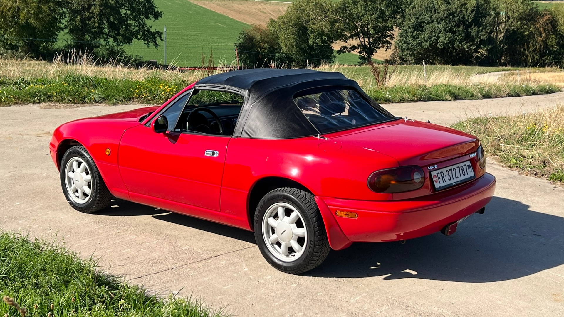 MAZDA MX-5 1.6i-image-9