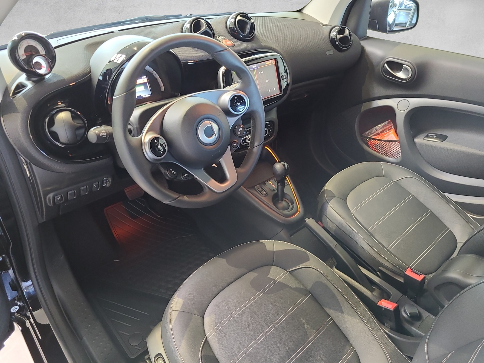 SMART Fortwo Coupé prime C453-image-9