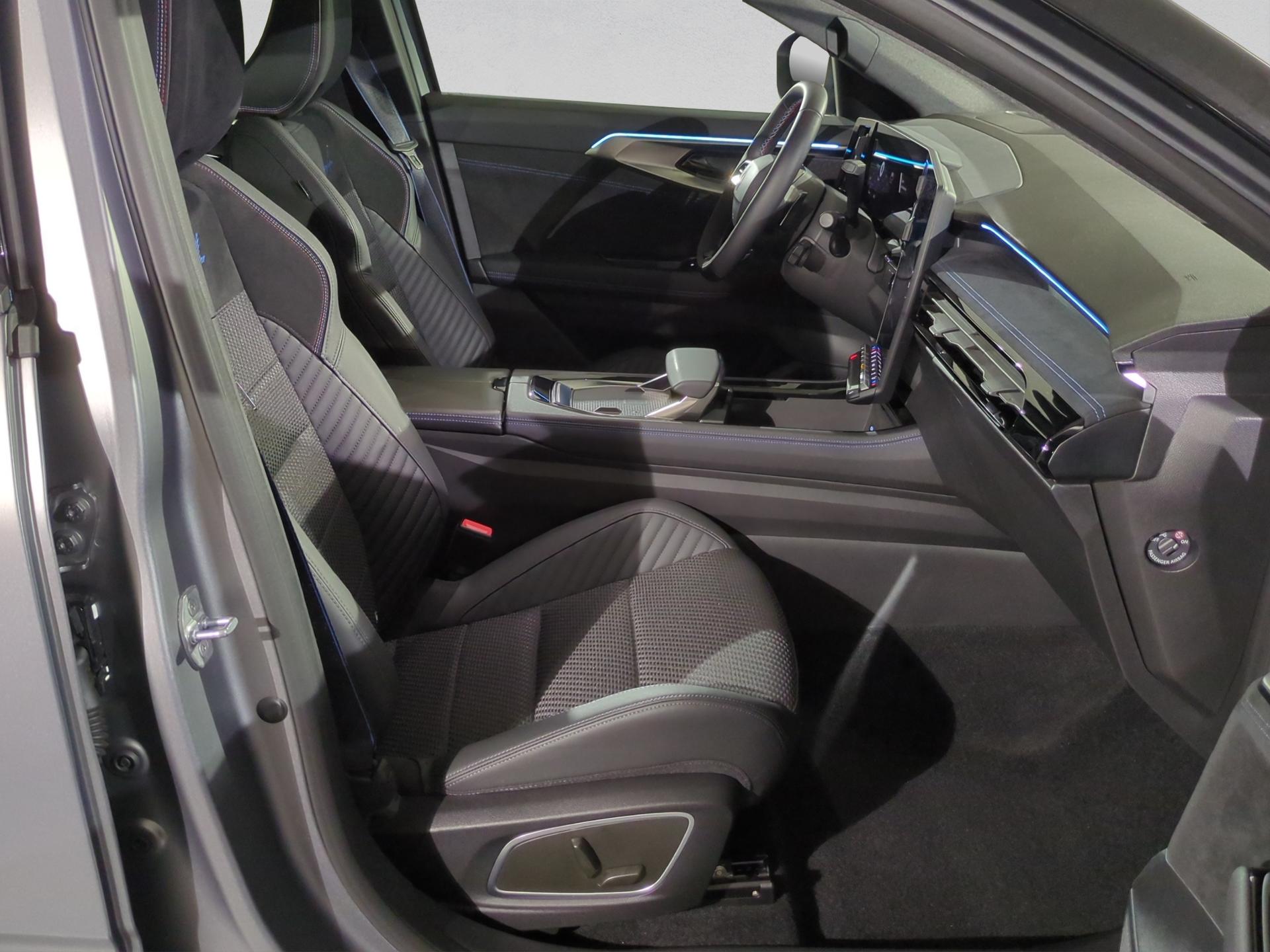 RENAULT Austral 1.2 HEV 200 esprit Alpine A-image-16