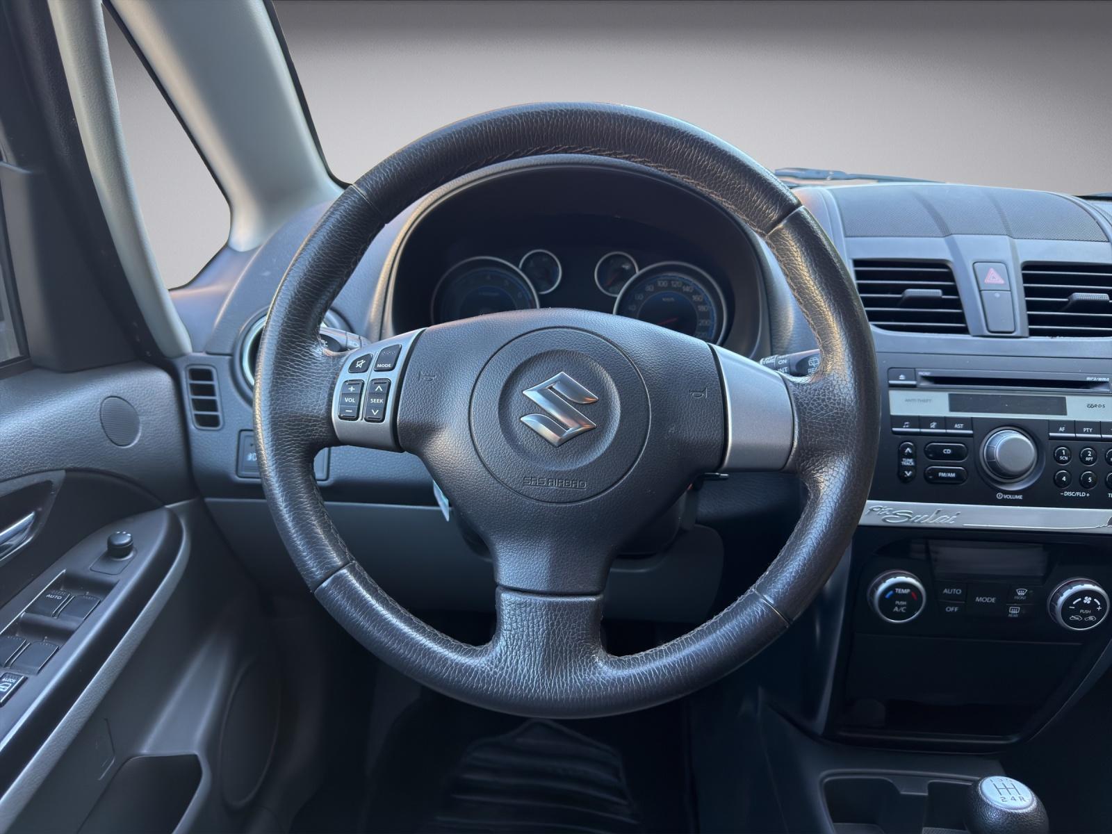 SUZUKI SX4 1.6 16V GL Top Piz Sulai 4WD-image-12