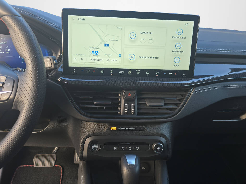 FORD Focus 1.0i EcoB Hybrid 155 ST-Line Vignale-image-11