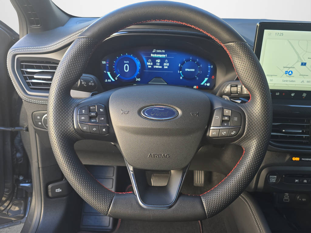 FORD Focus 1.0i EcoB Hybrid 155 ST-Line Vignale-image-9