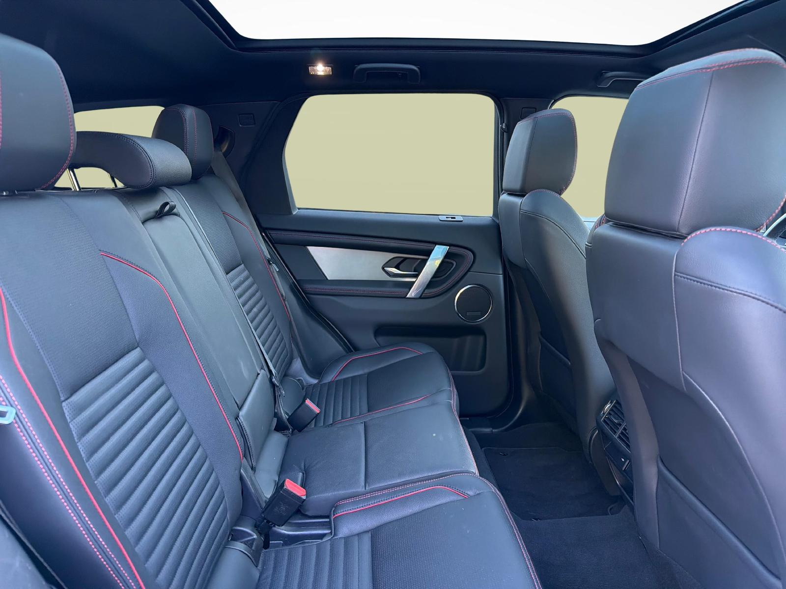 LAND ROVER Discovery Sport 2.0 Si4 250 R-Dynamic SE 5+2 Sitze-image-10