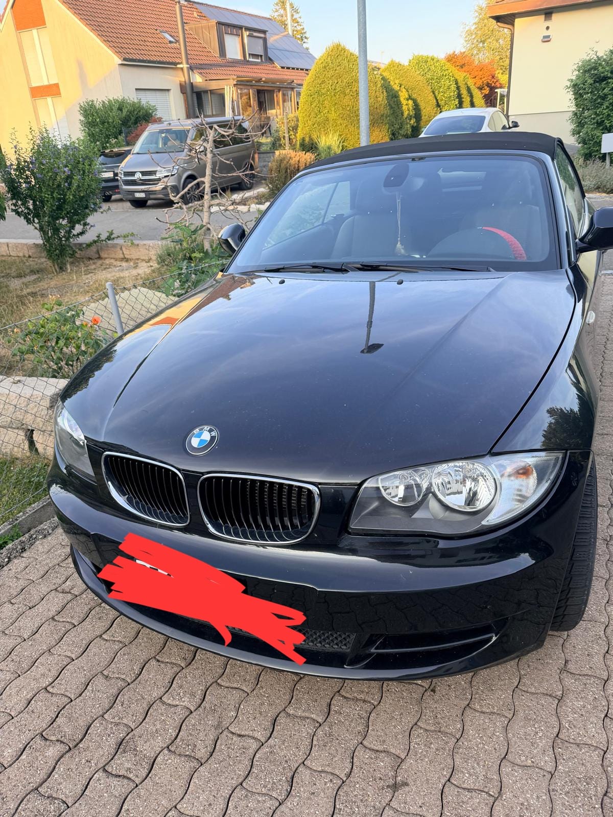 BMW 118i-image-1