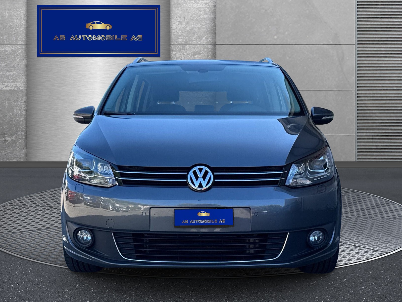 VW Touran 1.4 TSI Cup DSG-image-1