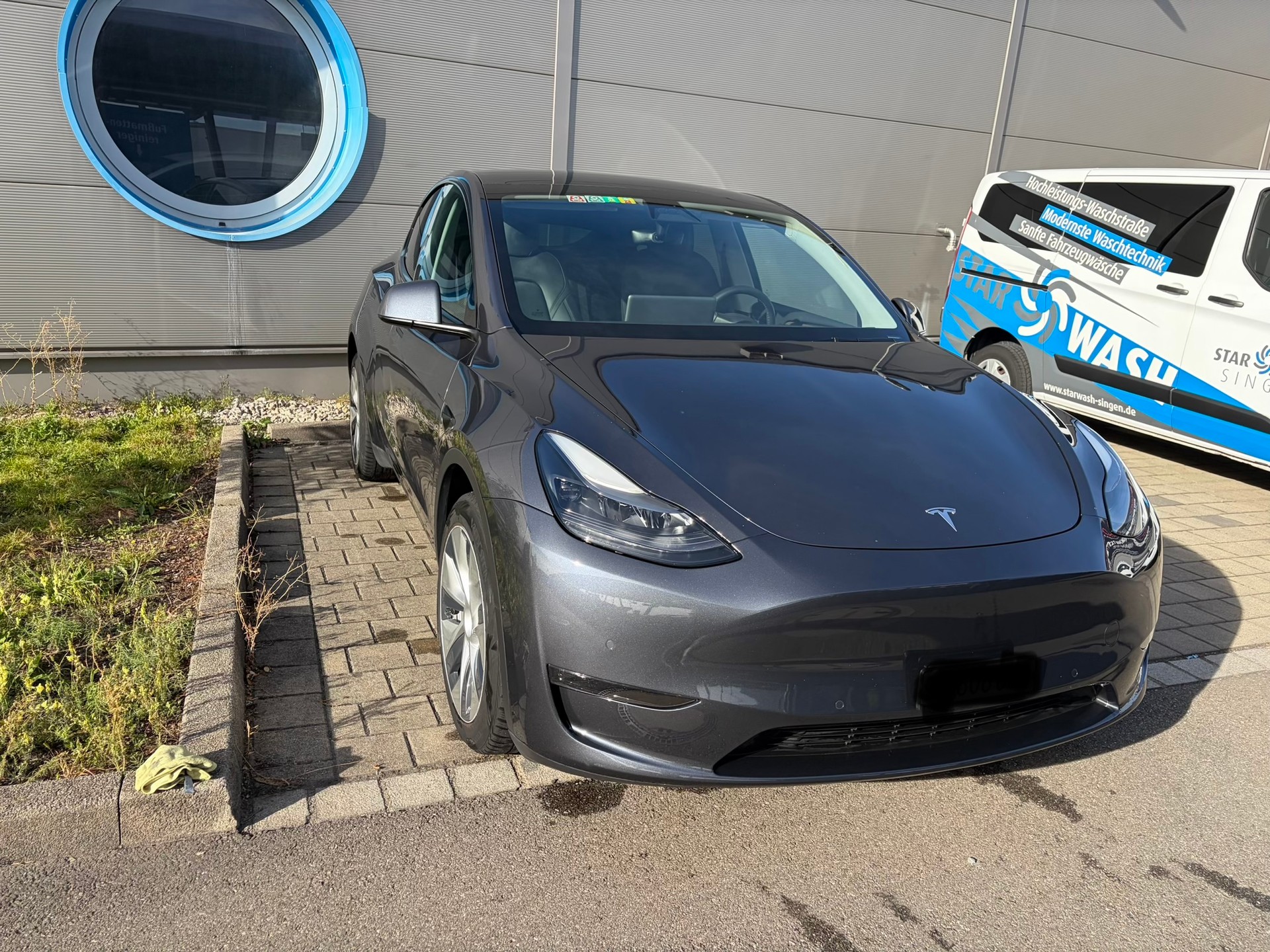 TESLA Long Range D-image-0