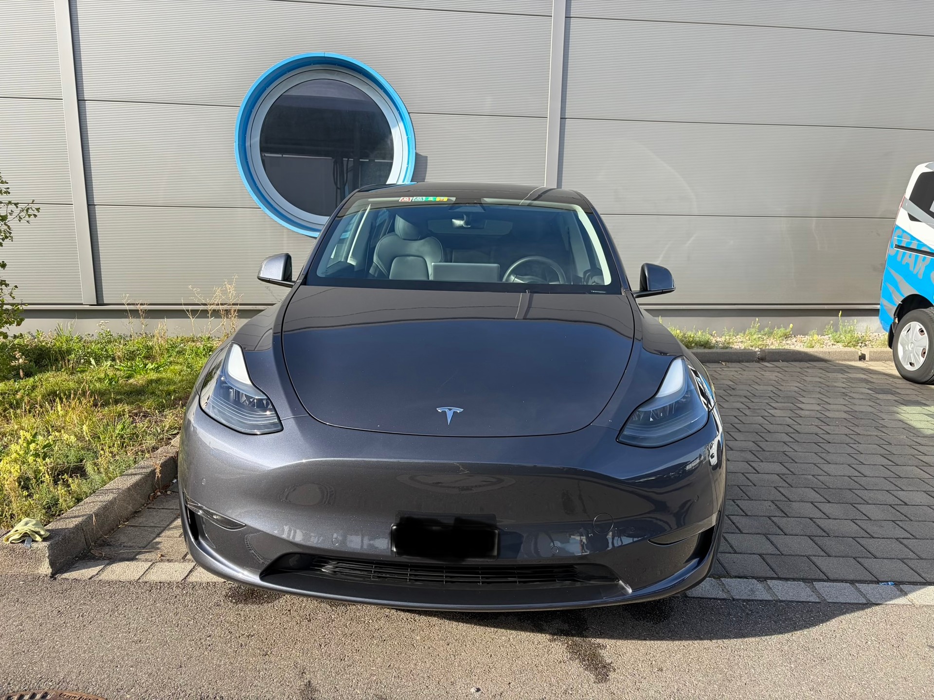 TESLA Long Range D-image-3