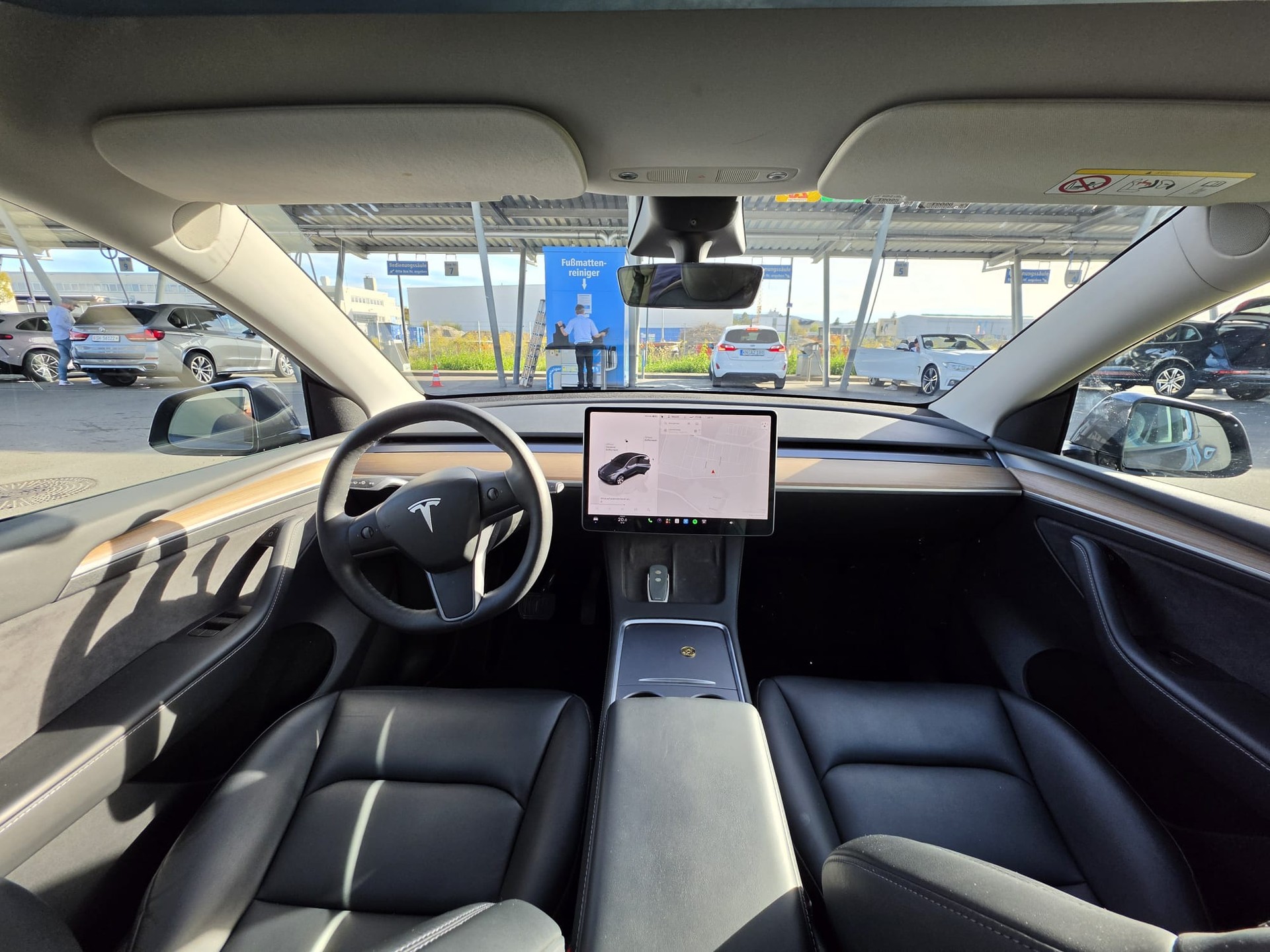 TESLA Long Range D-image-4