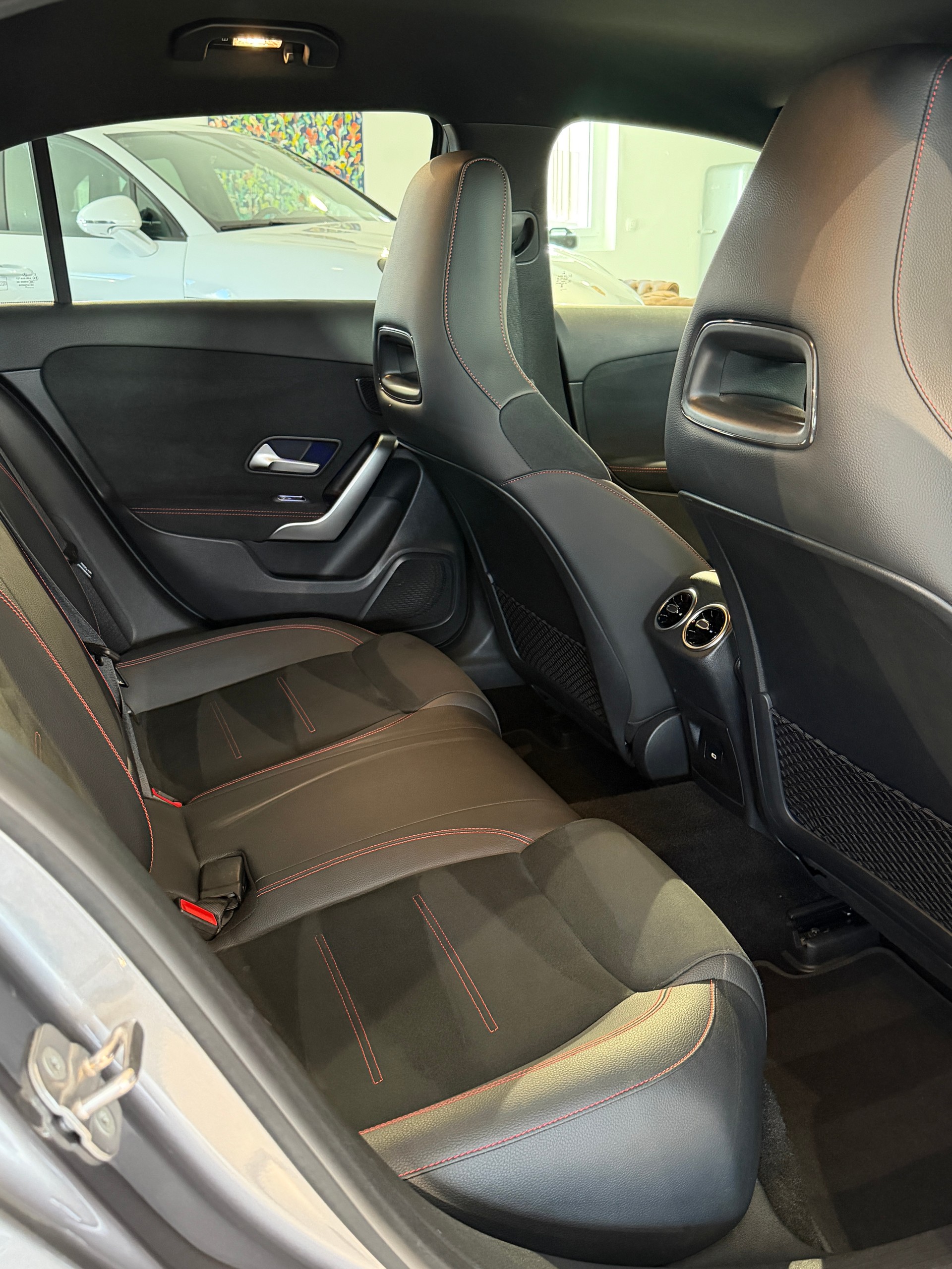 MERCEDES-BENZ A 180 Night Star AMG Line 7G-DCT-image-14