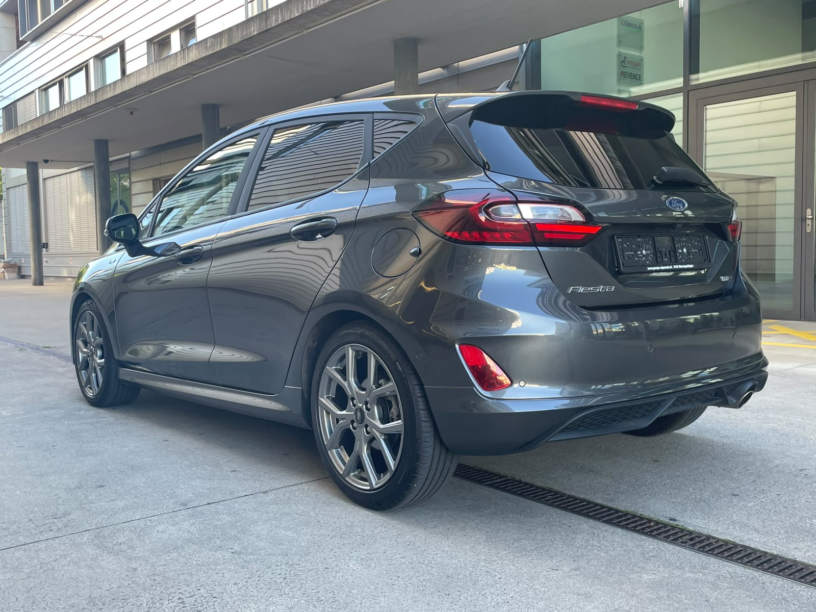 FORD Fiesta 1.0 SCTi MHEV ST Line X Automat-image-2