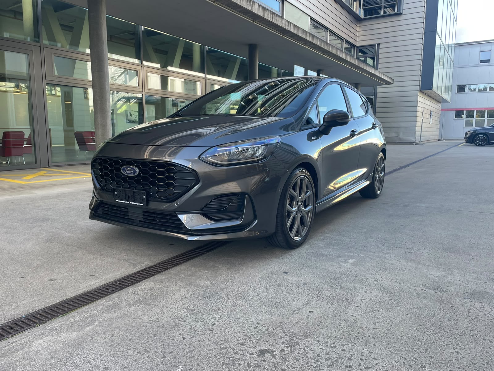 Car photo