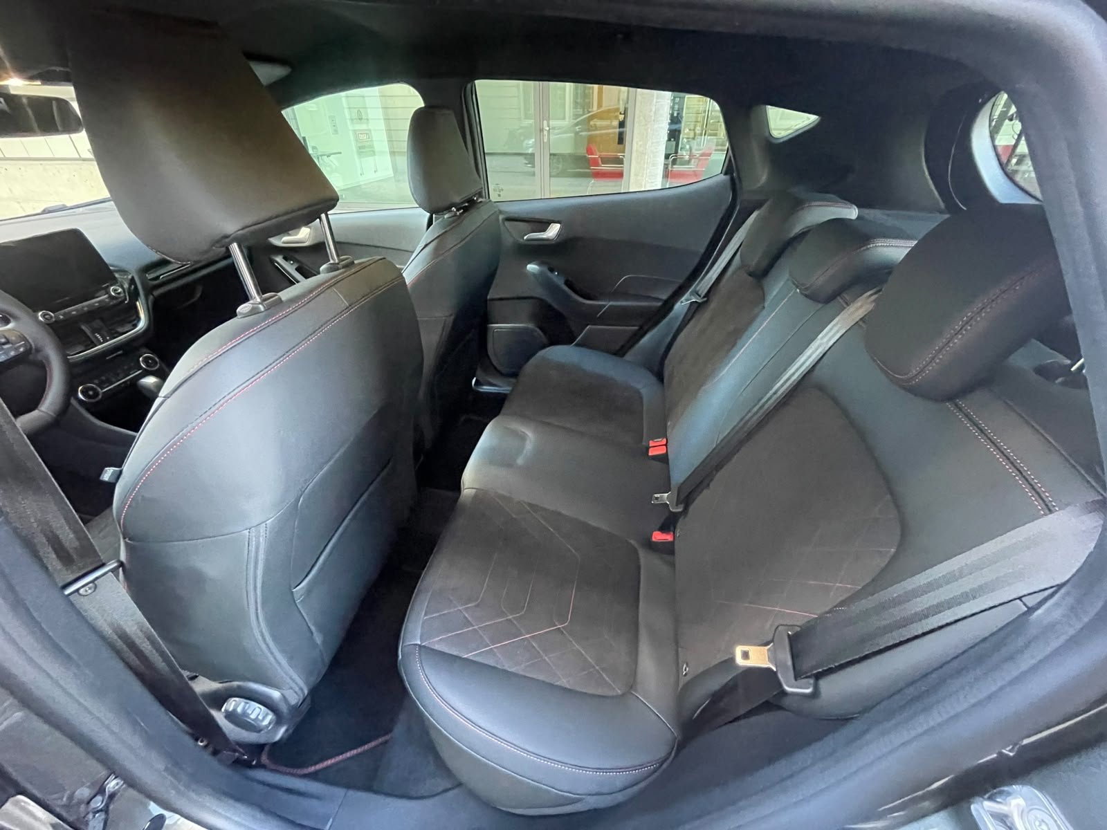 FORD Fiesta 1.0 SCTi MHEV ST Line X Automat-image-13