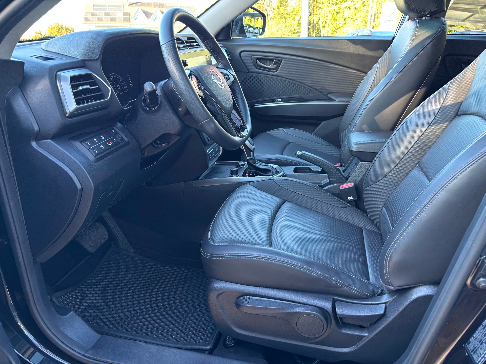 KGM-SsangYong Tivoli 1.5TGDI Tita 4WD Automat-image-11